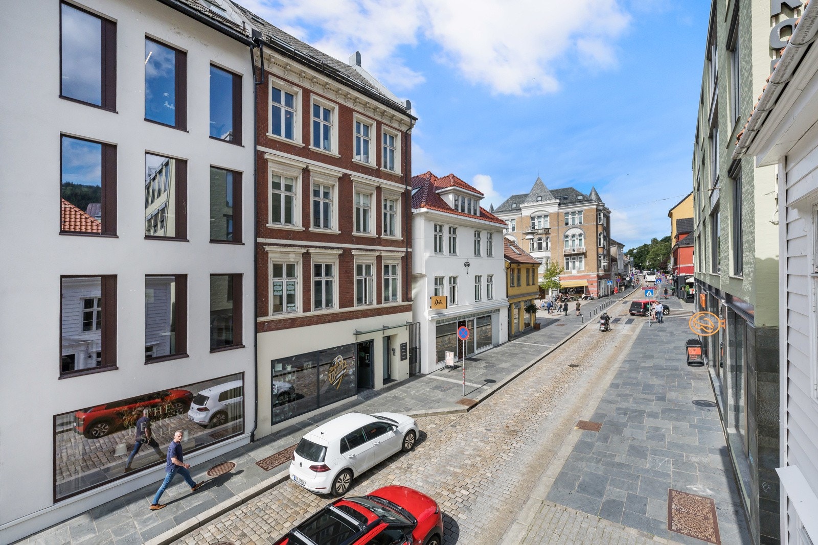 Midt i Bergen sentrum Galleribilde