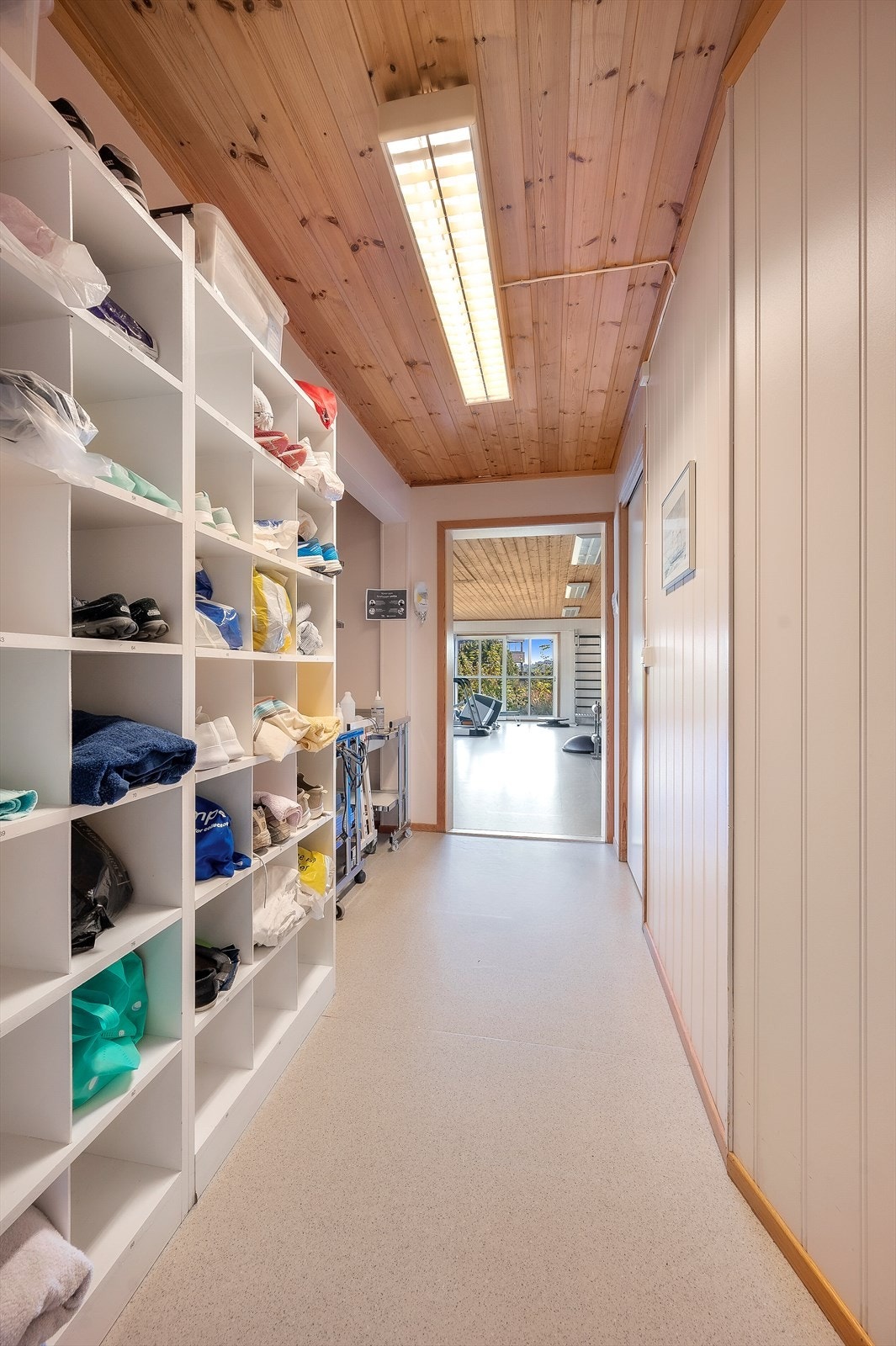 Garderobe i 1.etasje Galleribilde