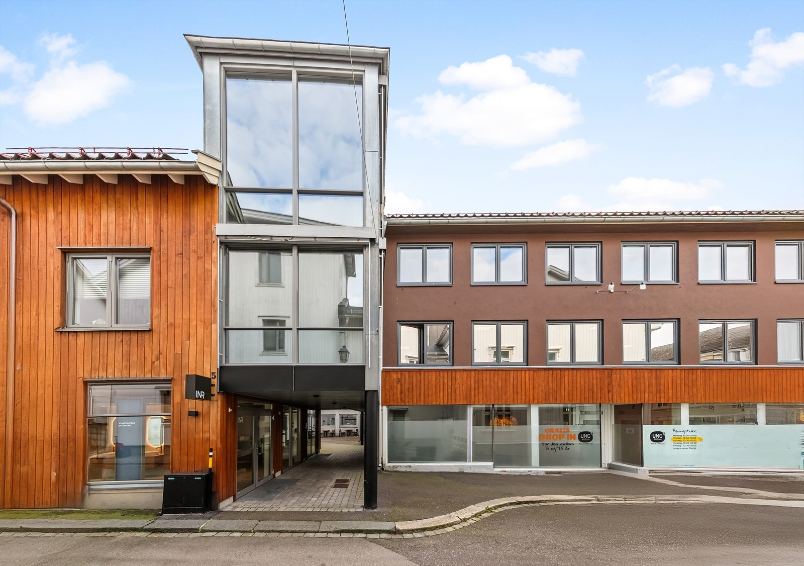 Fasade mot Prestegata Galleribilde