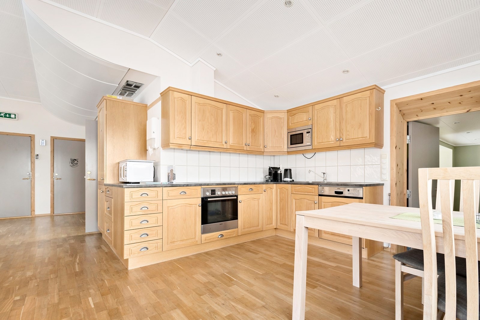 Kjøkken i leilegheita Galleribilde