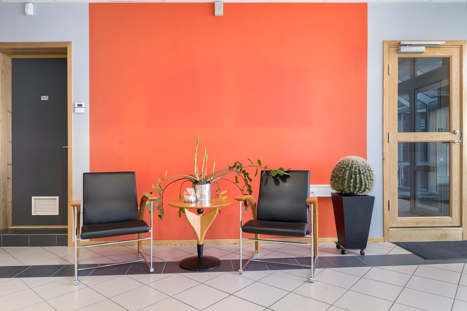 Flotte detaljer i inngangspartiet Galleribilde