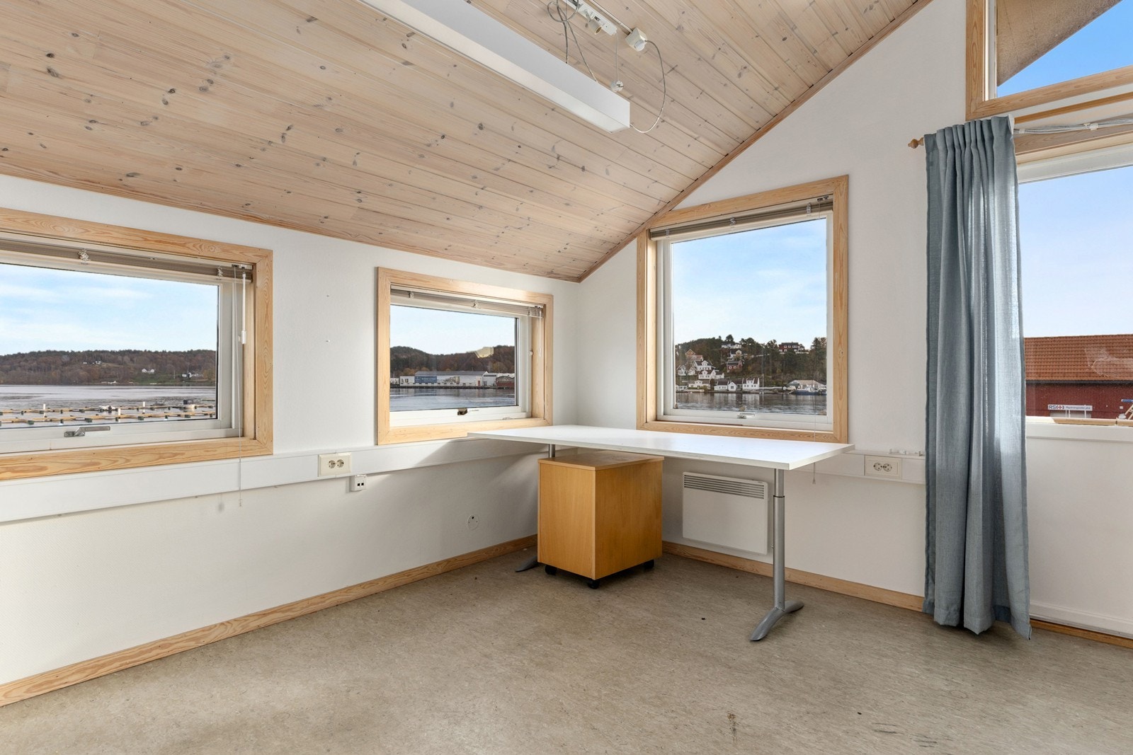 Kystveien30-2000 Galleribilde