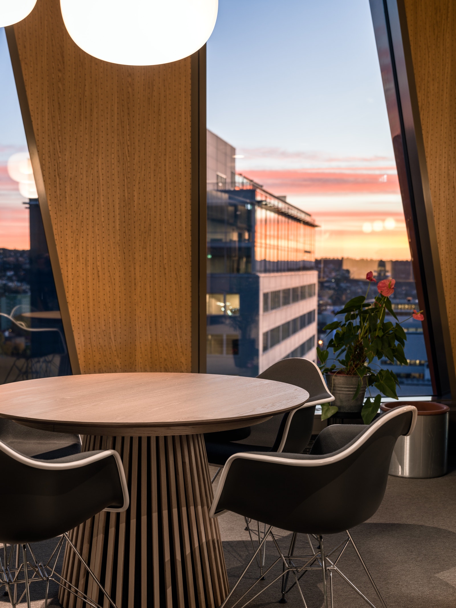 Bilder fra et tilsvarende kontorlokale i eiendommen Galleribilde