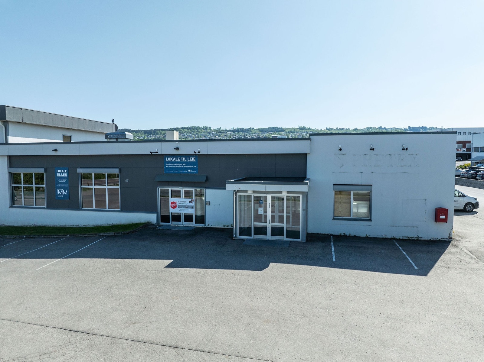 Reserverte parkeringsareal Galleribilde