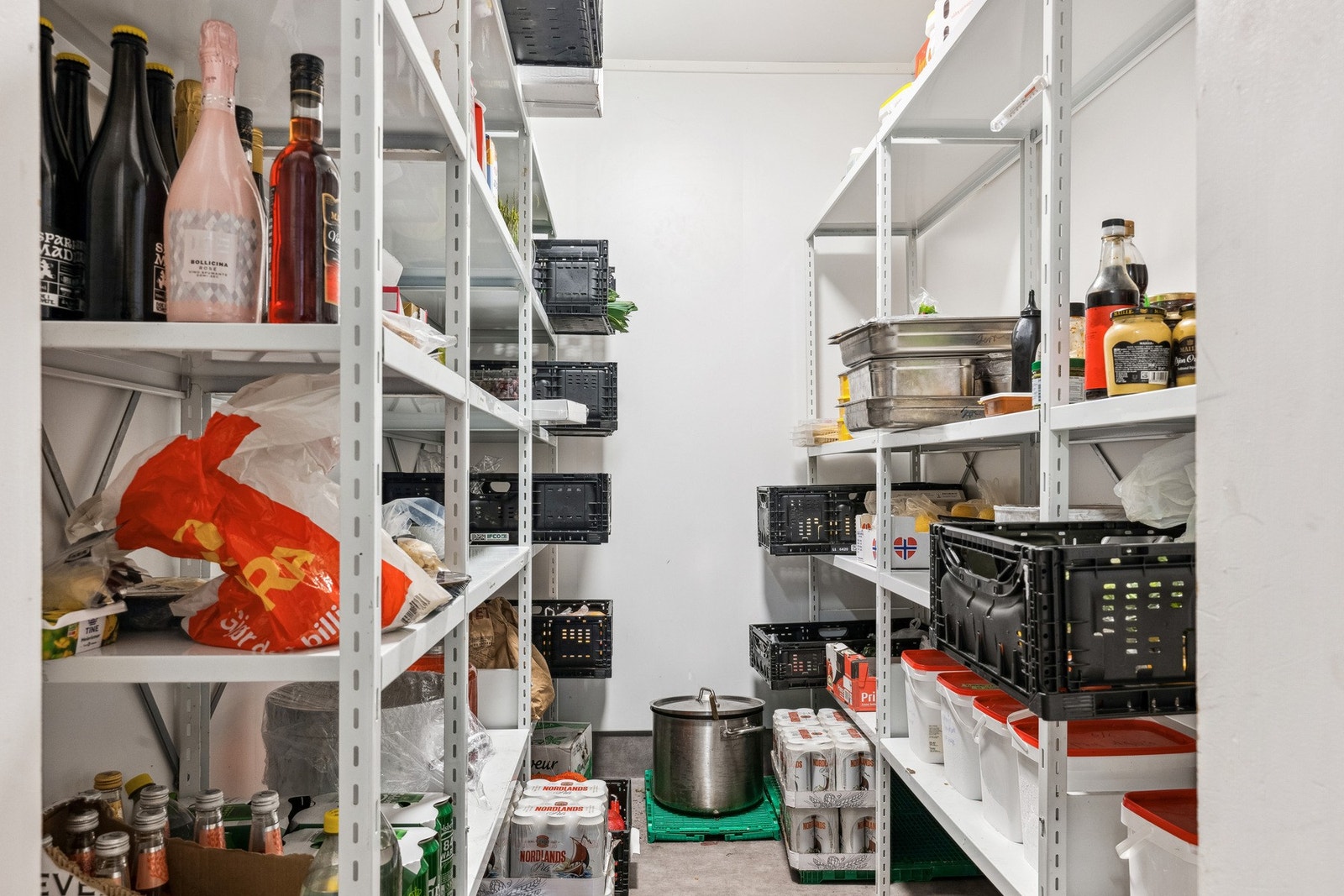 Kjøkken og kjølerom Galleribilde