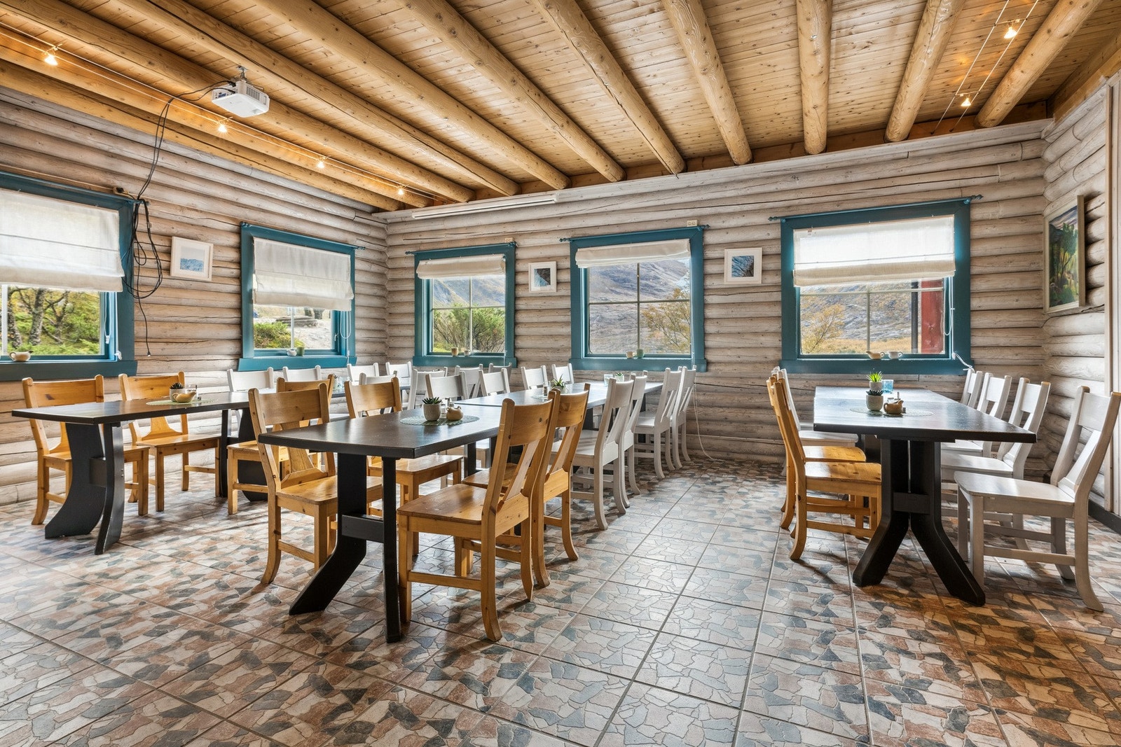 Annet og peisstue Galleribilde