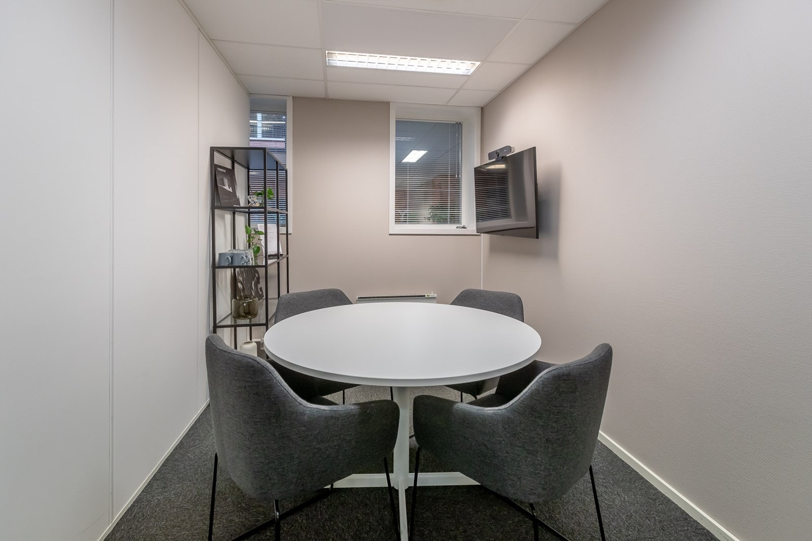 Jernbanegata-Fellesareal Galleribilde