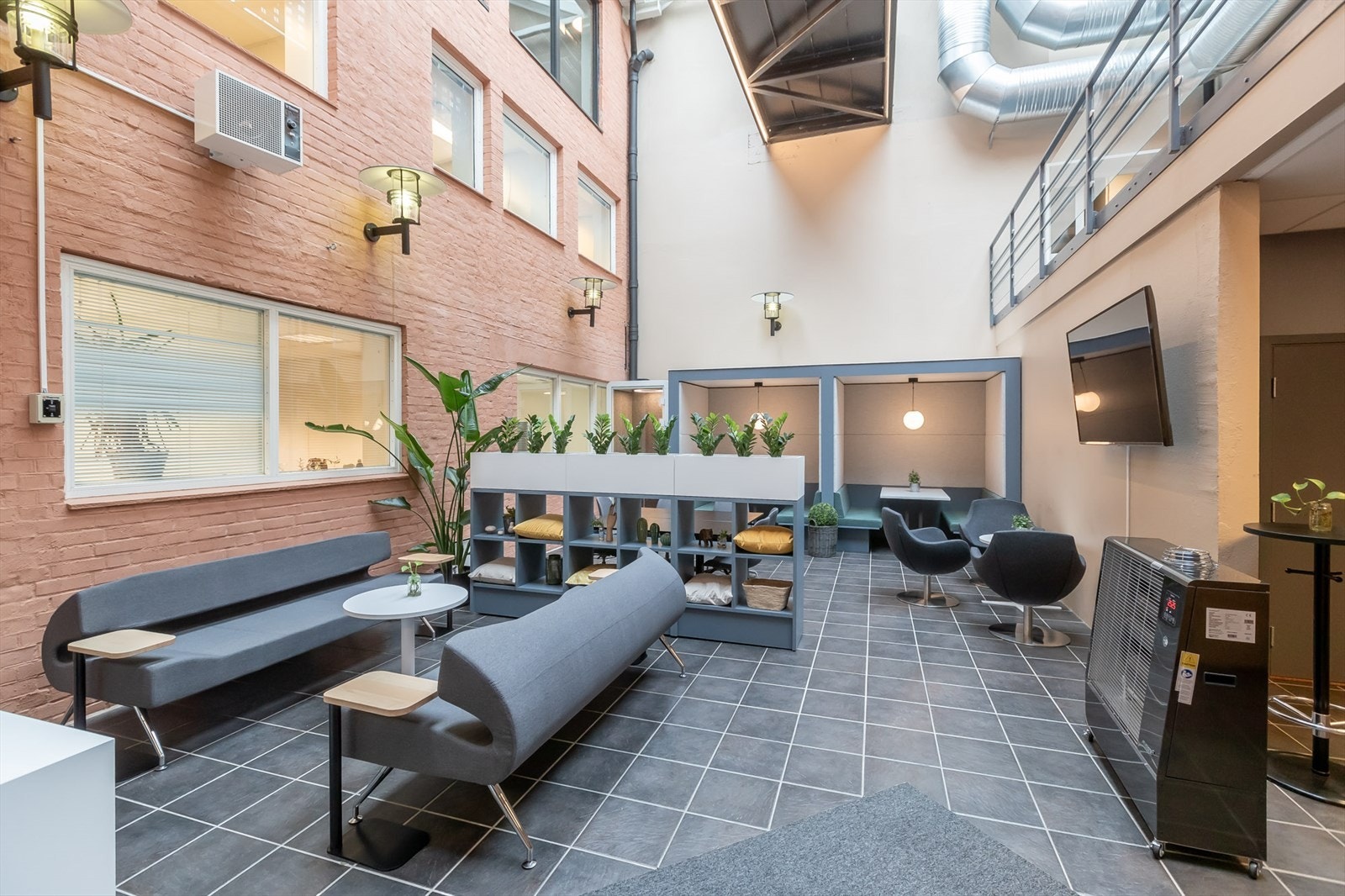 Jernbanegata-Fellesareal Galleribilde