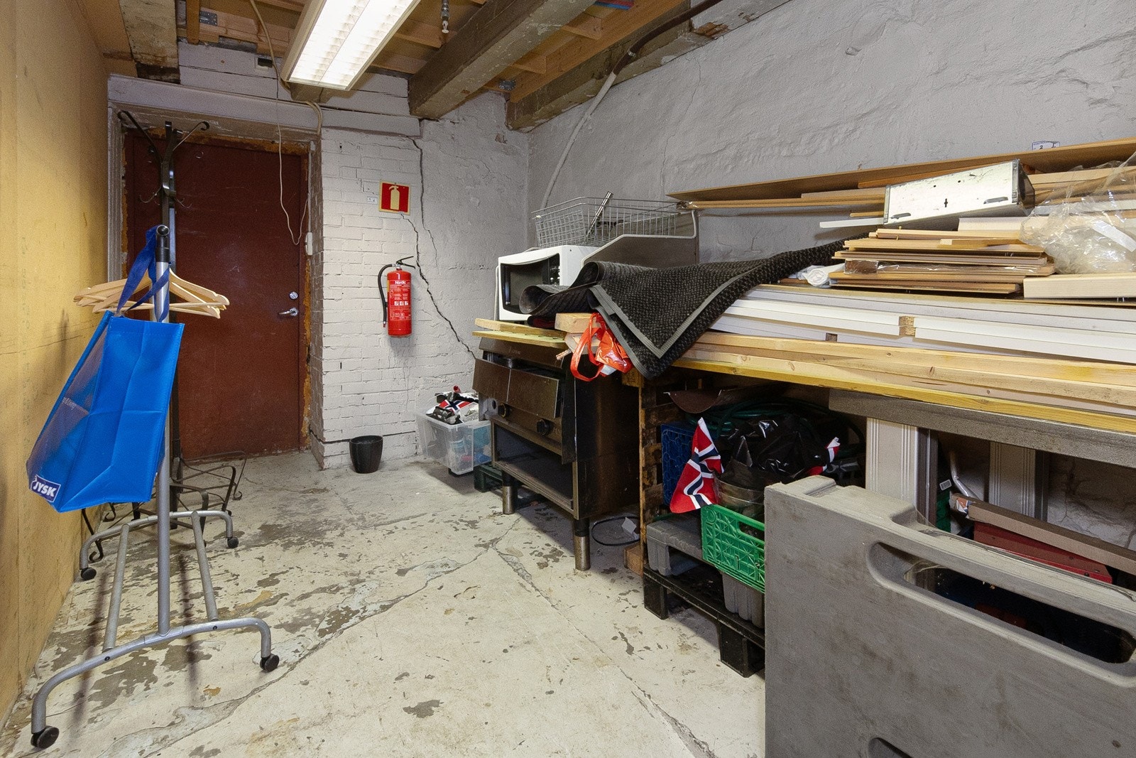 Kjellerrom Galleribilde