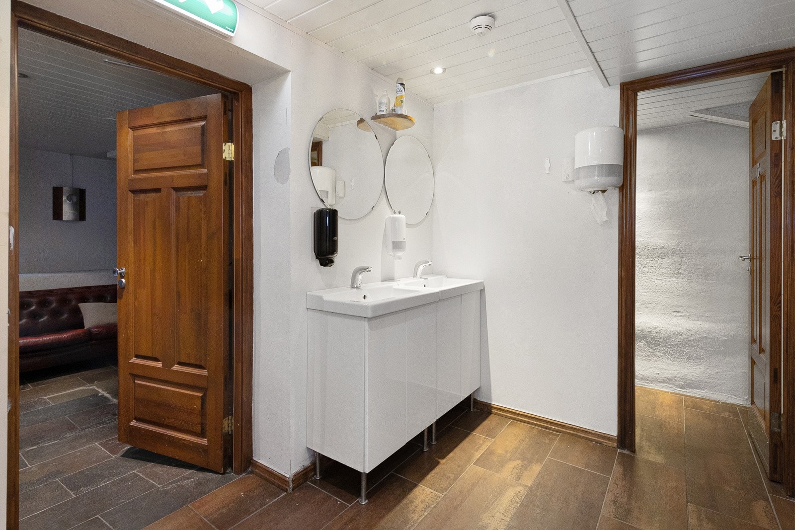 Servant i seksjon Galleribilde