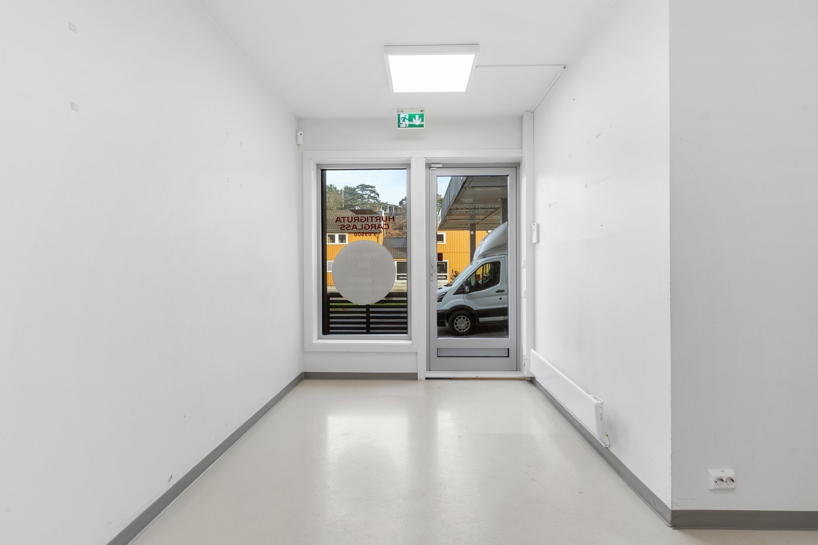Kundemottak/kontor. Galleribilde