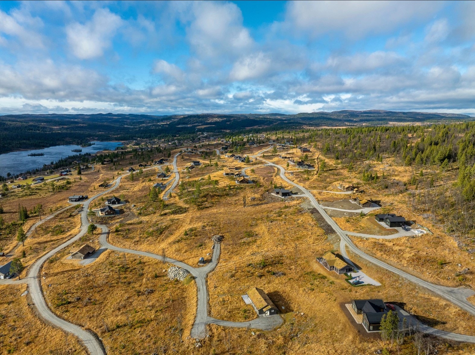 Hytta visualisert inn på tomta Galleribilde