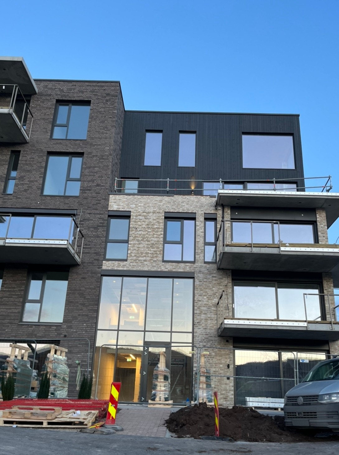 Helt på toppen med over 5 meter himlingshøyde Galleribilde