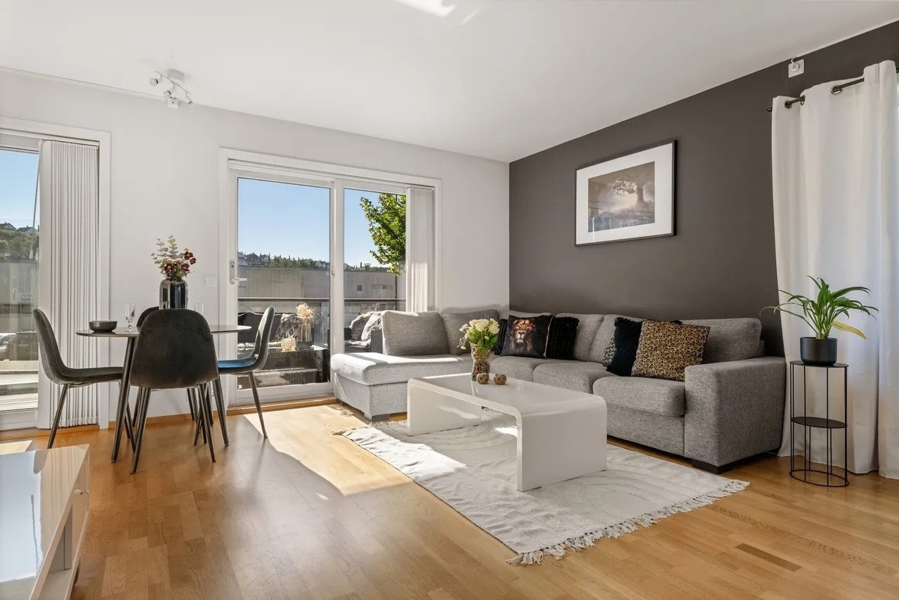 Åpen stue/kjøkken løsning. Galleribilde