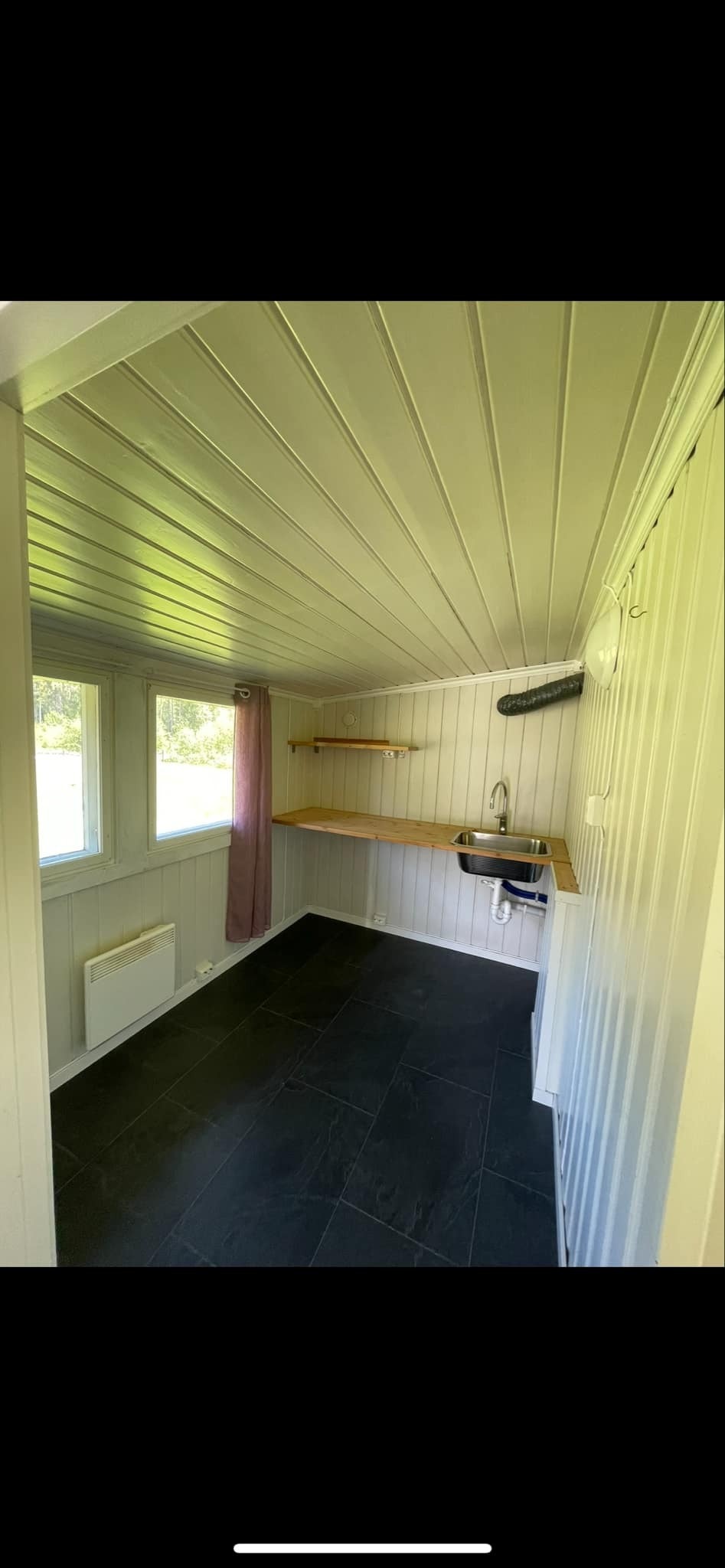 Vaskerom Galleribilde