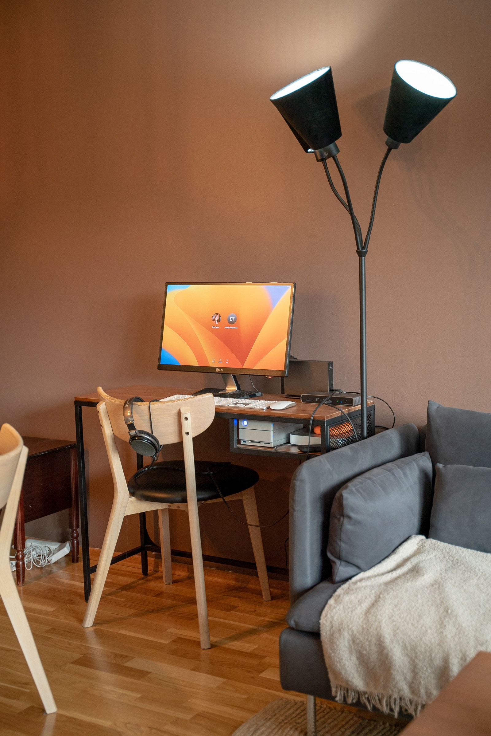 Arbeidspult Galleribilde