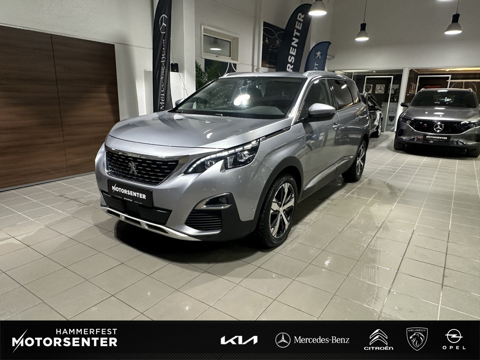 Peugeot 5008 Allure 1,5 BlueHDi 130hk aut Webasto/AdpCruise/Krok/7s