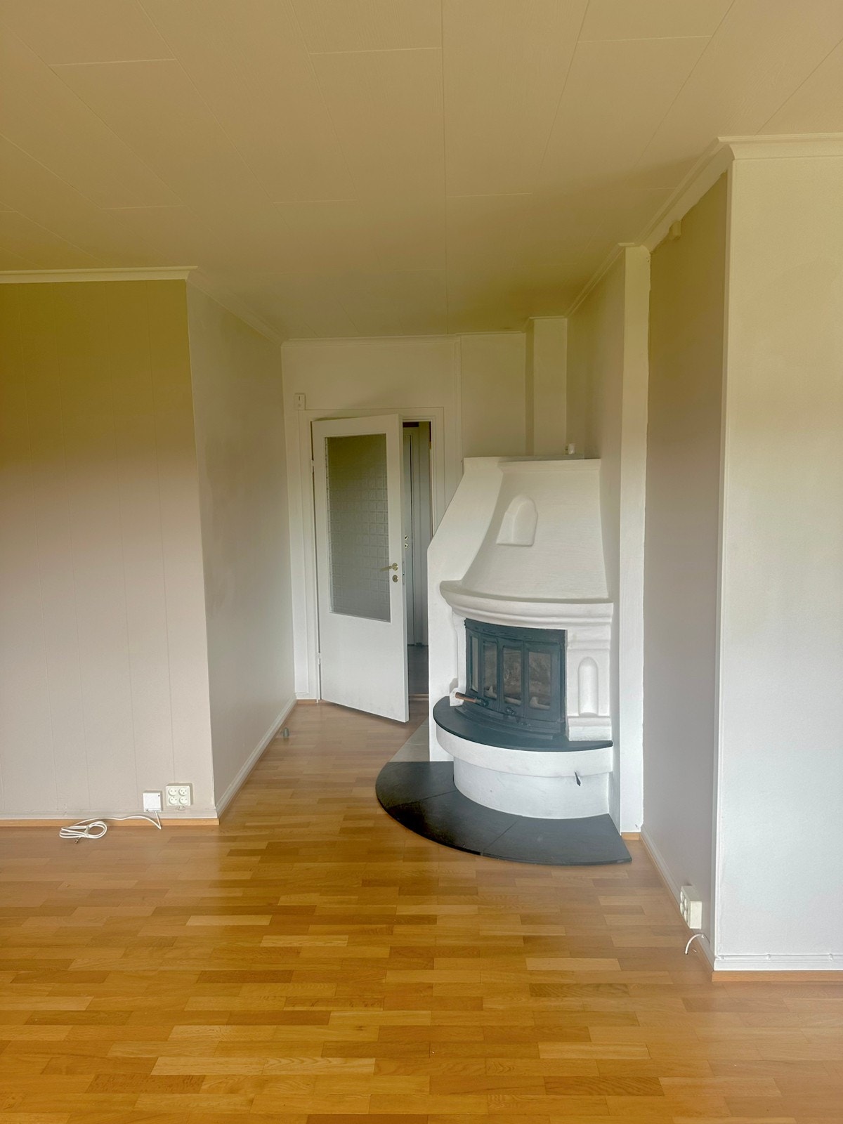 Peis i stua Galleribilde