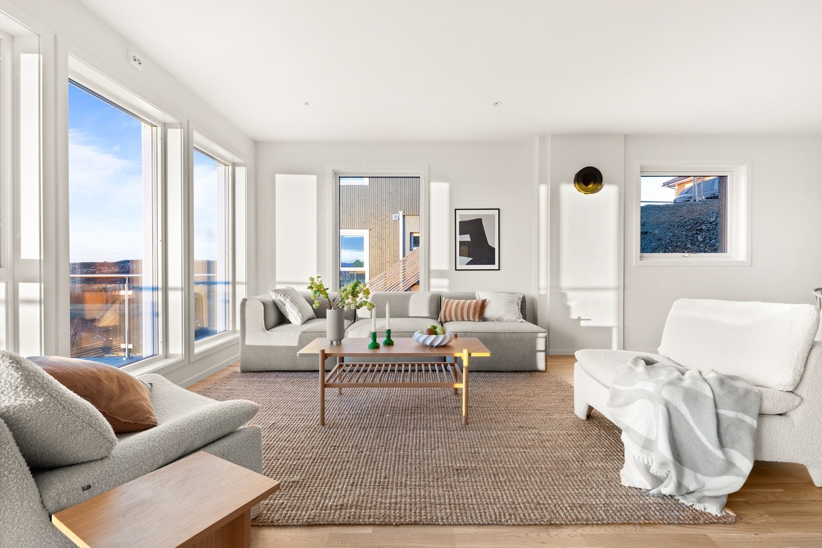 Det er tilrettelagt for peisovn i stuen. Galleribilde