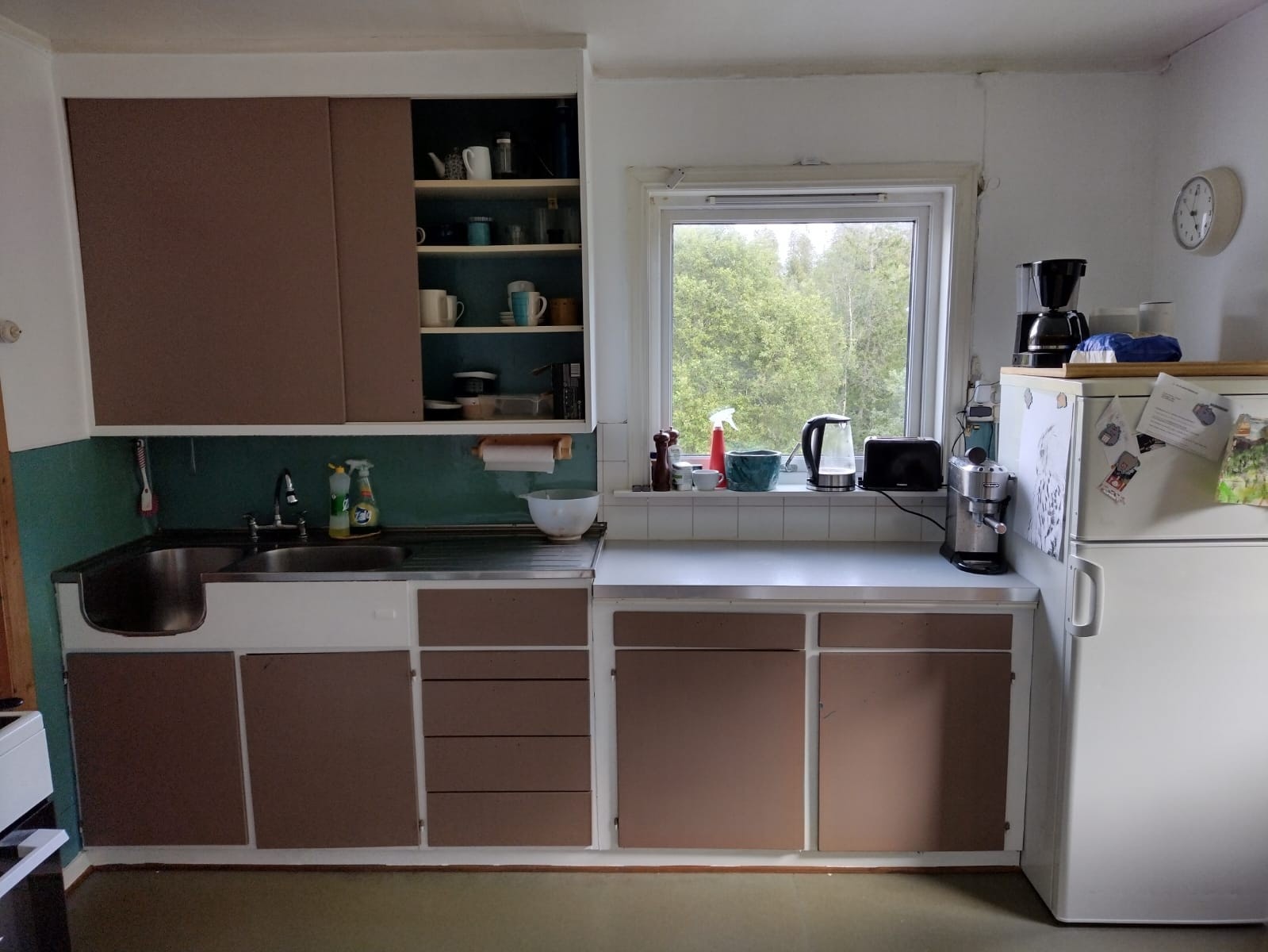 Eldre kjøkkeninnredning Galleribilde