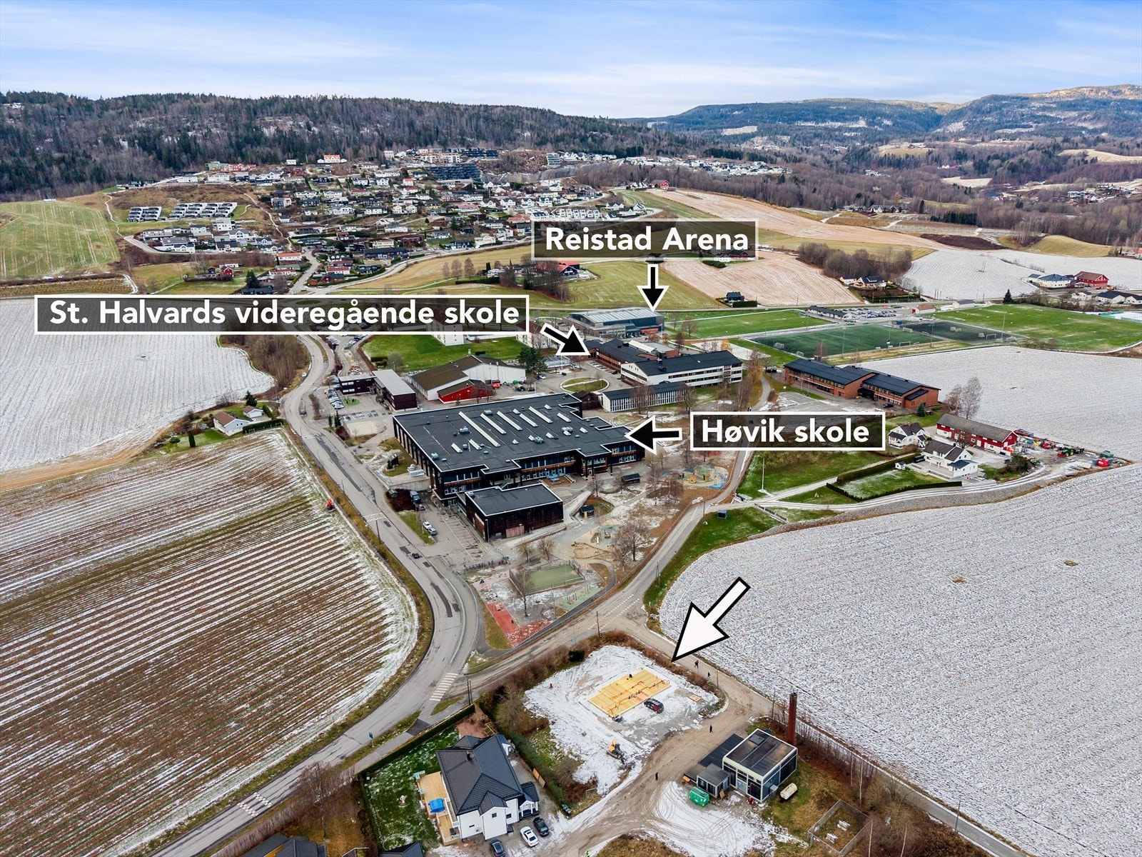 Dette er en halvpart av en prosjektert to-mannsbolig med svært attraktiv beliggenhet i Lier Galleribilde