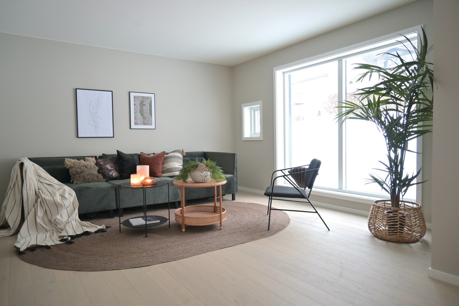 ABChus1664.jpg Galleribilde