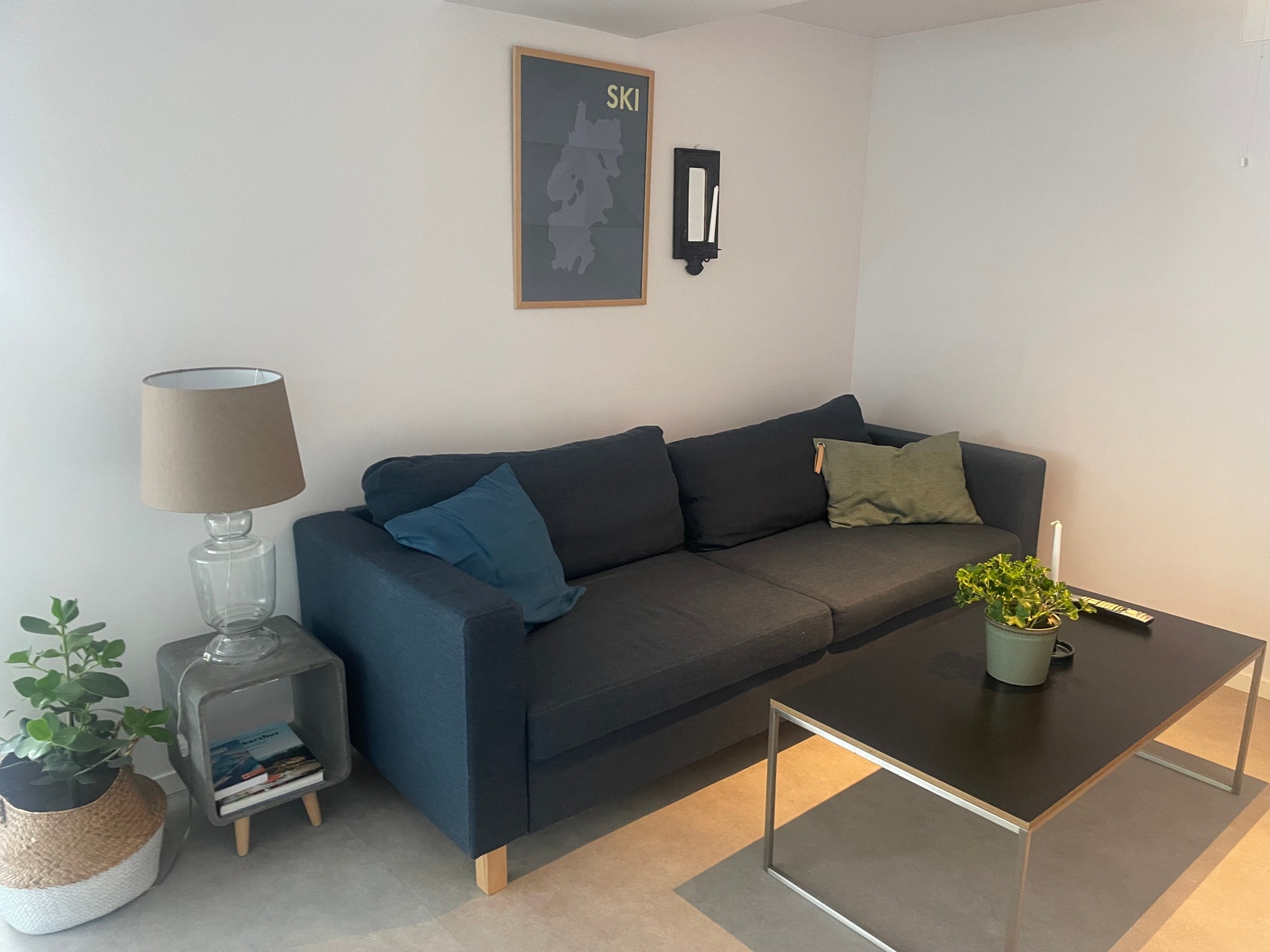 Stue med sovesofa Galleribilde