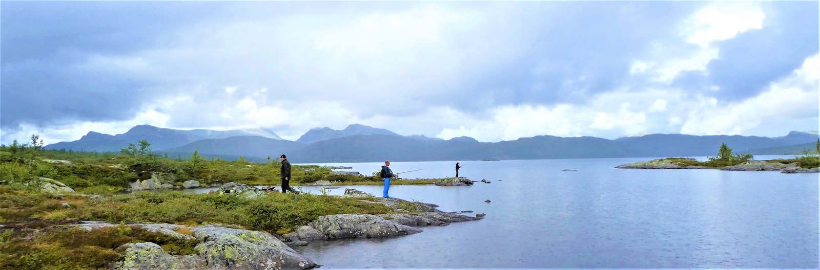 Sjåvatn - et populært turmål Galleribilde