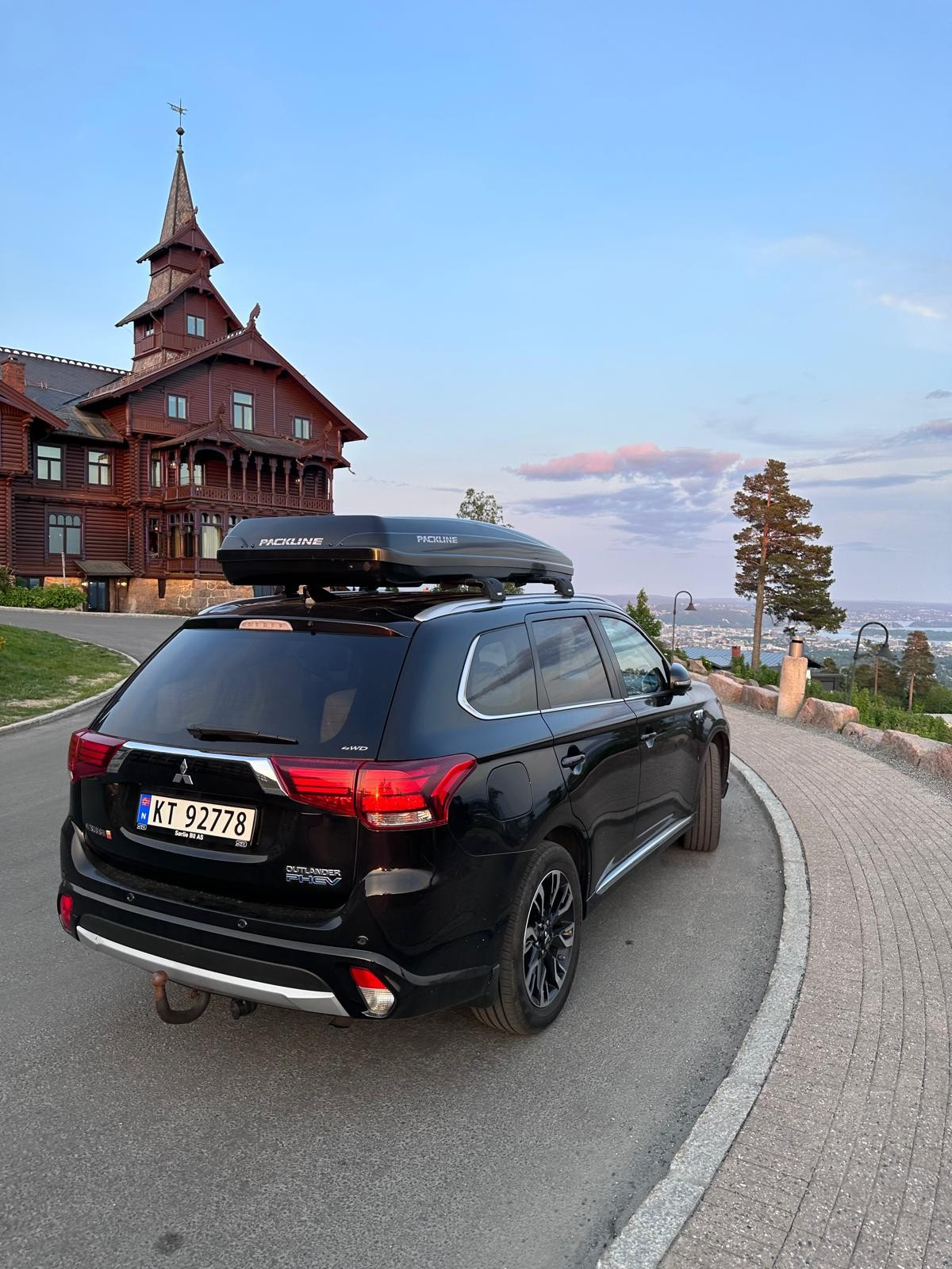 Mitsubishi Outlander OUTLANDER PHEV 2.0-121 4WD 3