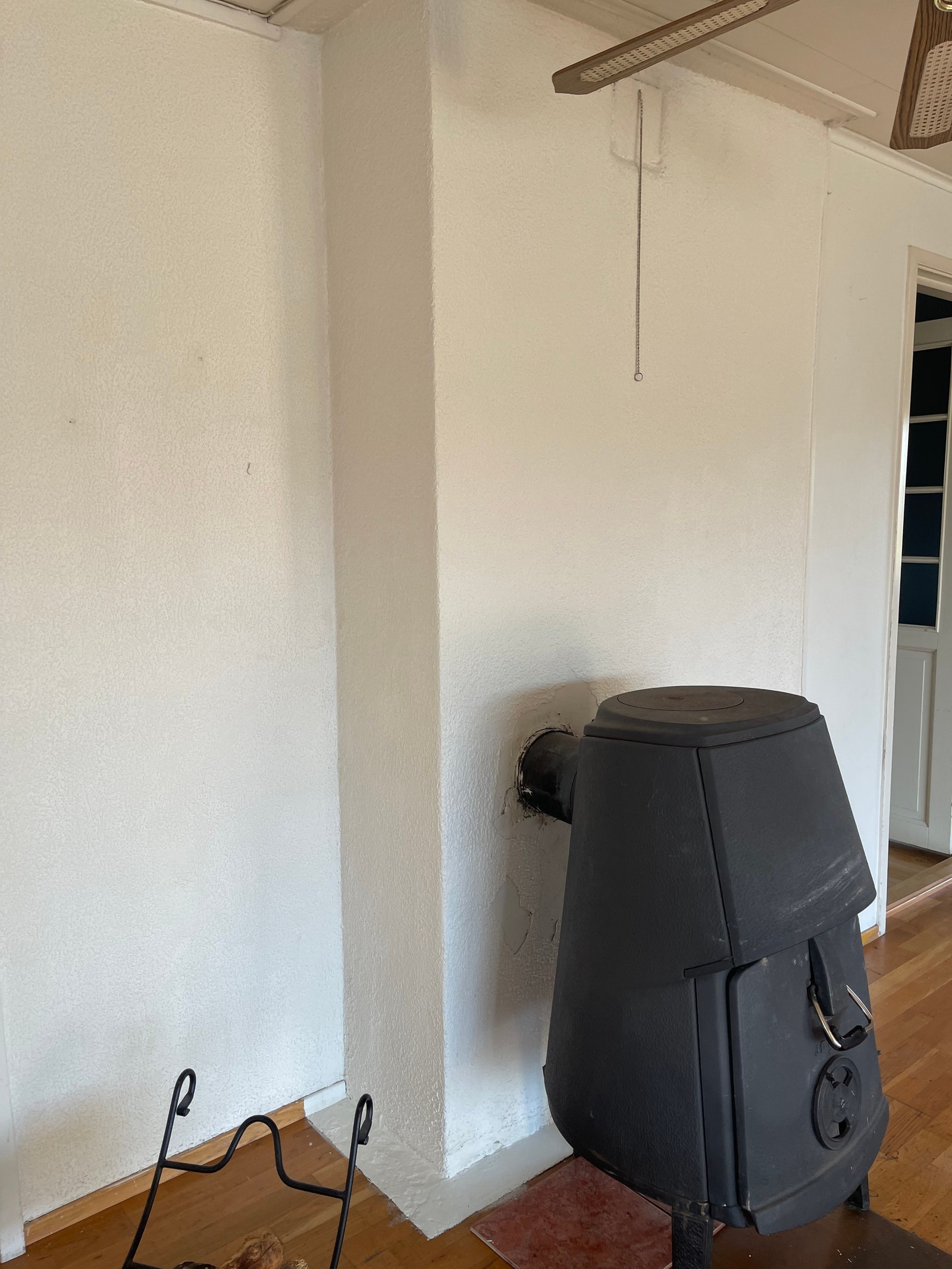 Peis i stue. Galleribilde