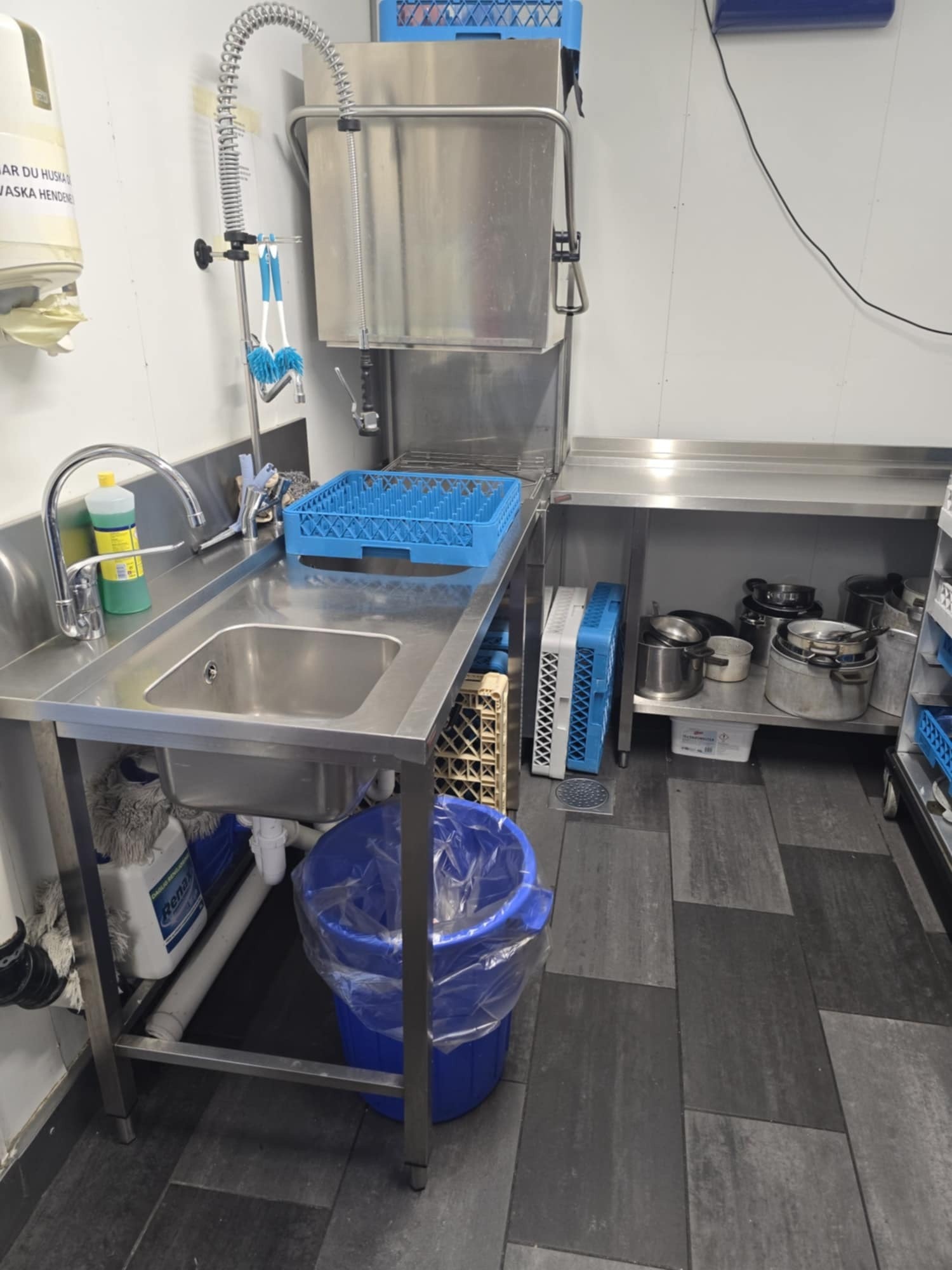 vaskelinje kjøkken 1 etg Galleribilde