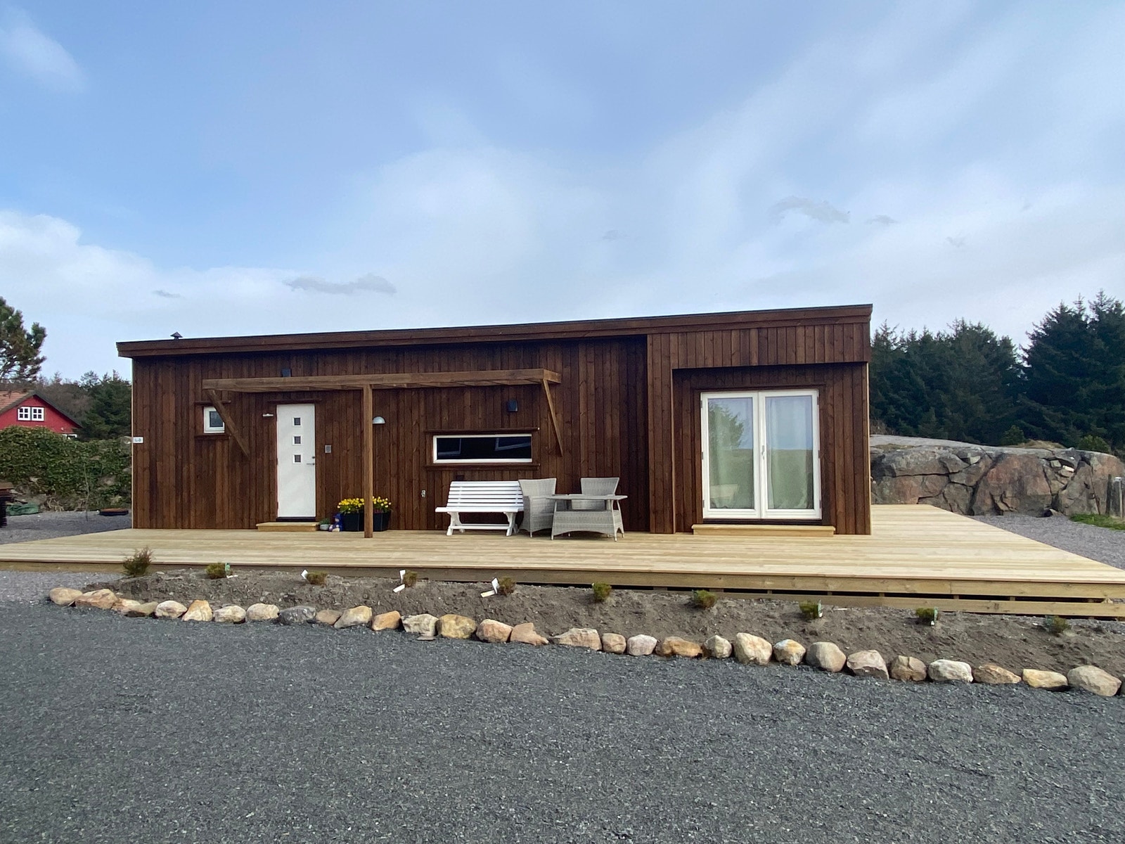 Noen tomter med grus. Galleribilde