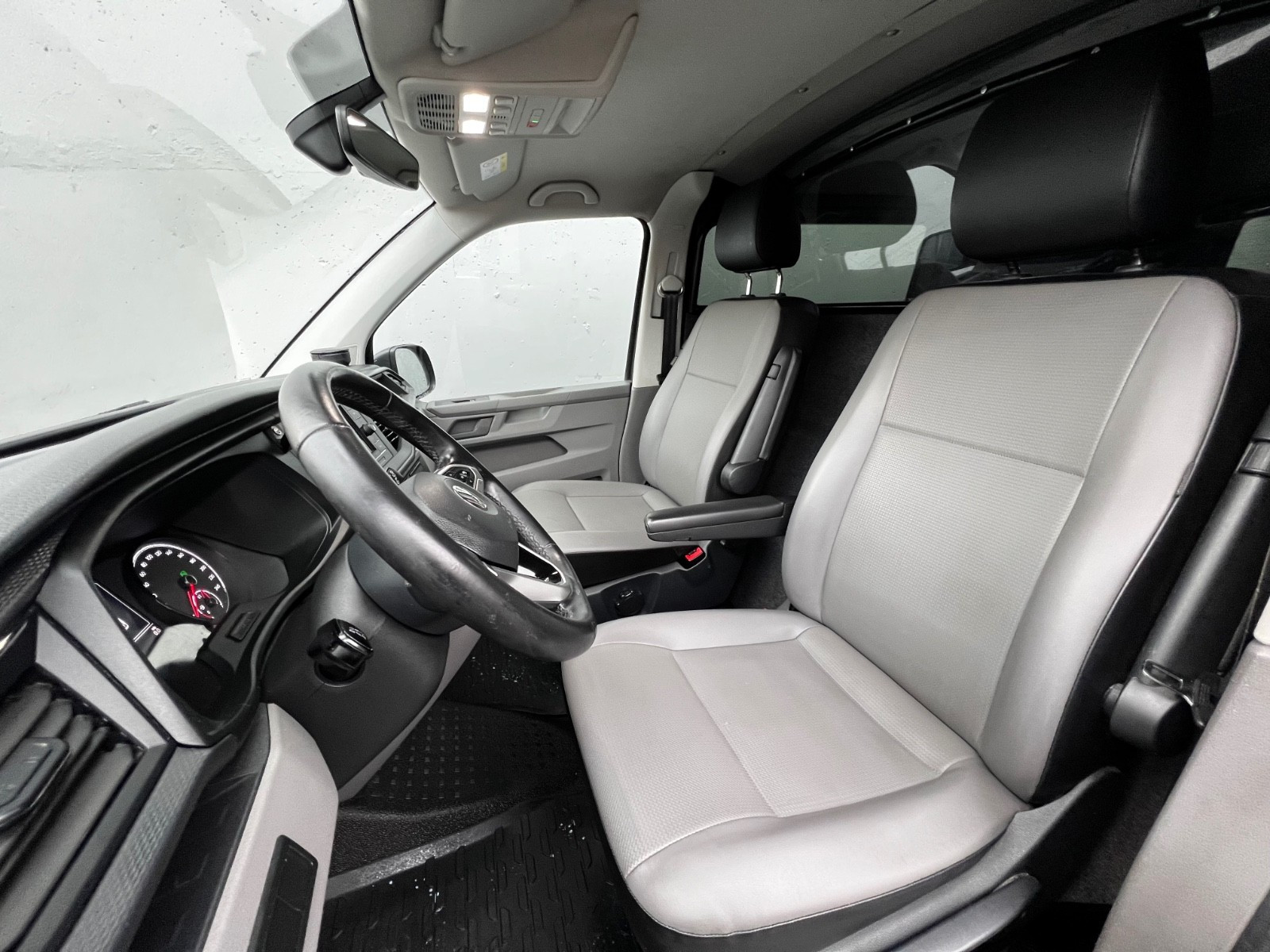 Hovedbilde av Volkswagen Transporter
