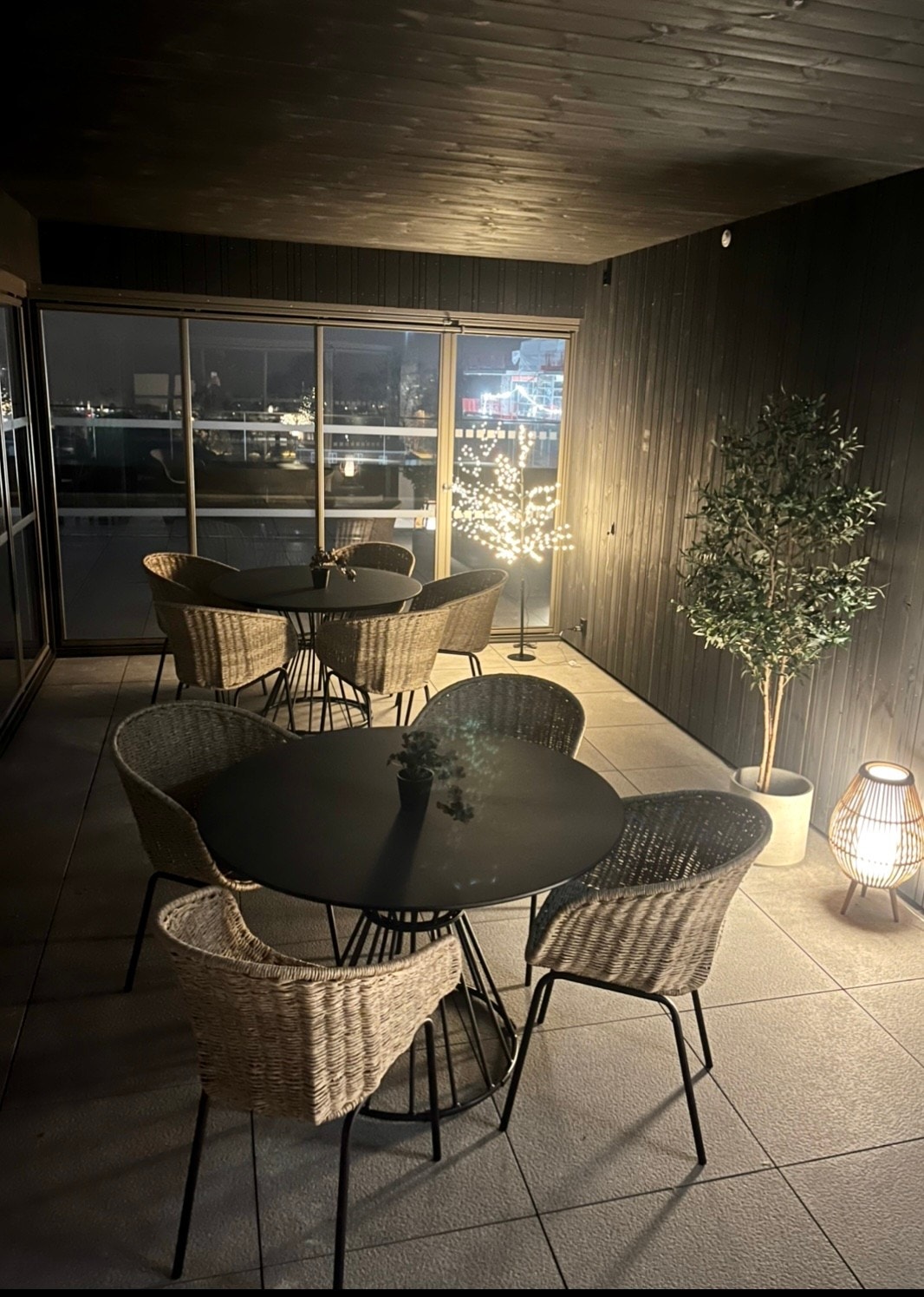 Vinterhagen som kan nytes i skuldersesongene. Galleribilde