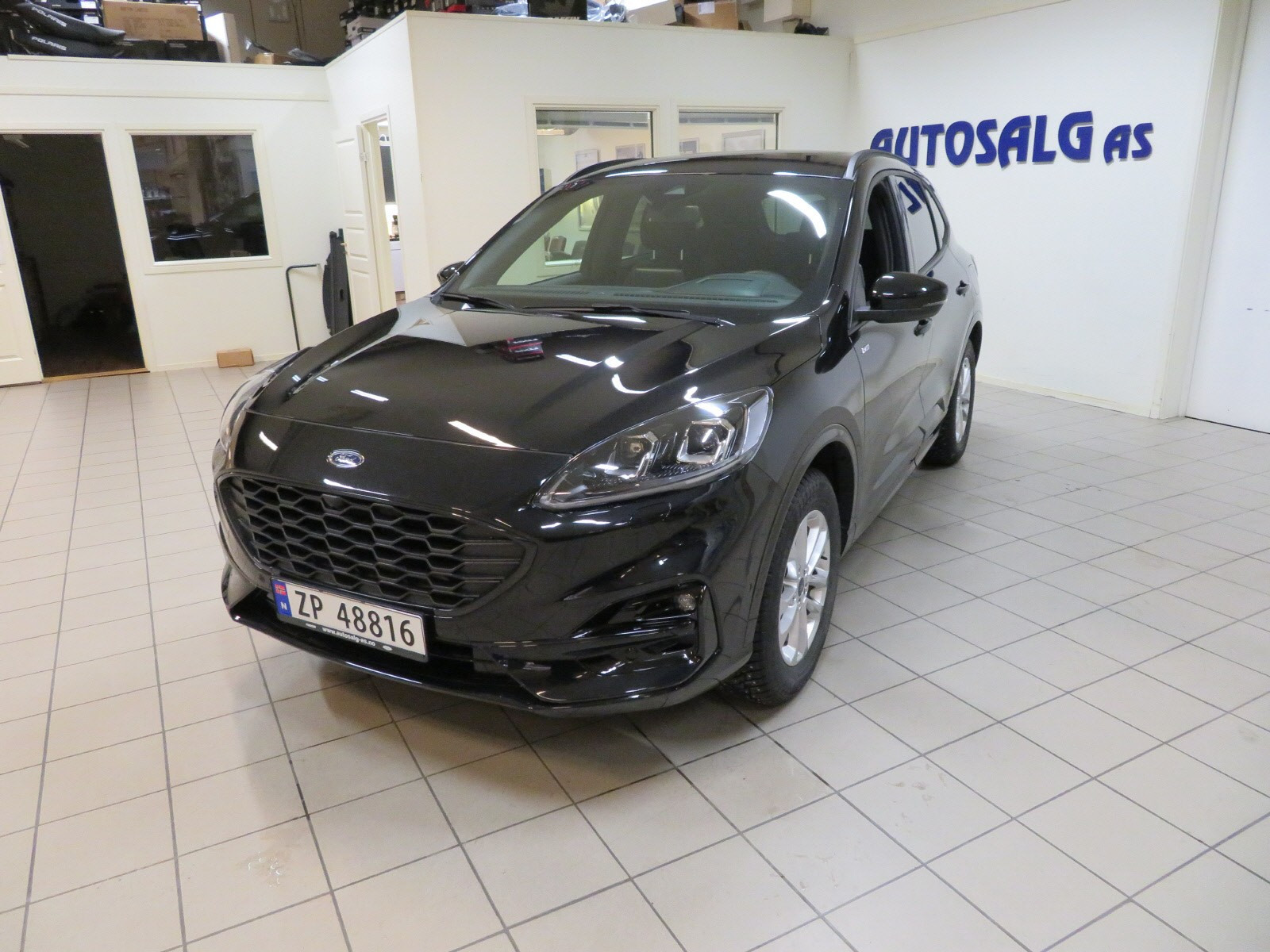 Ford Kuga 2,5 FHEV ST-Line AWD