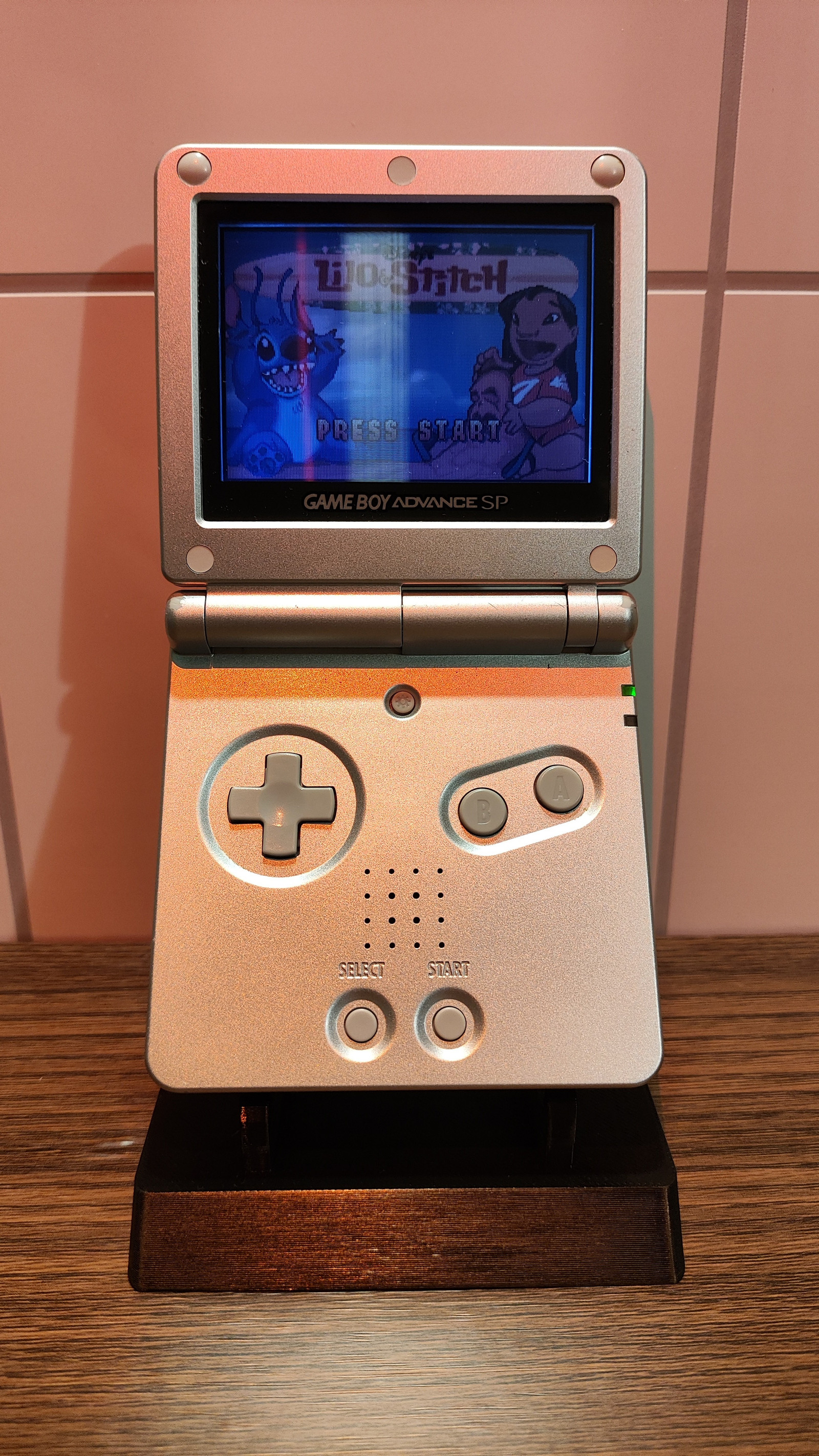 High quality Nintendo Game Boy Advance SP in Platinum