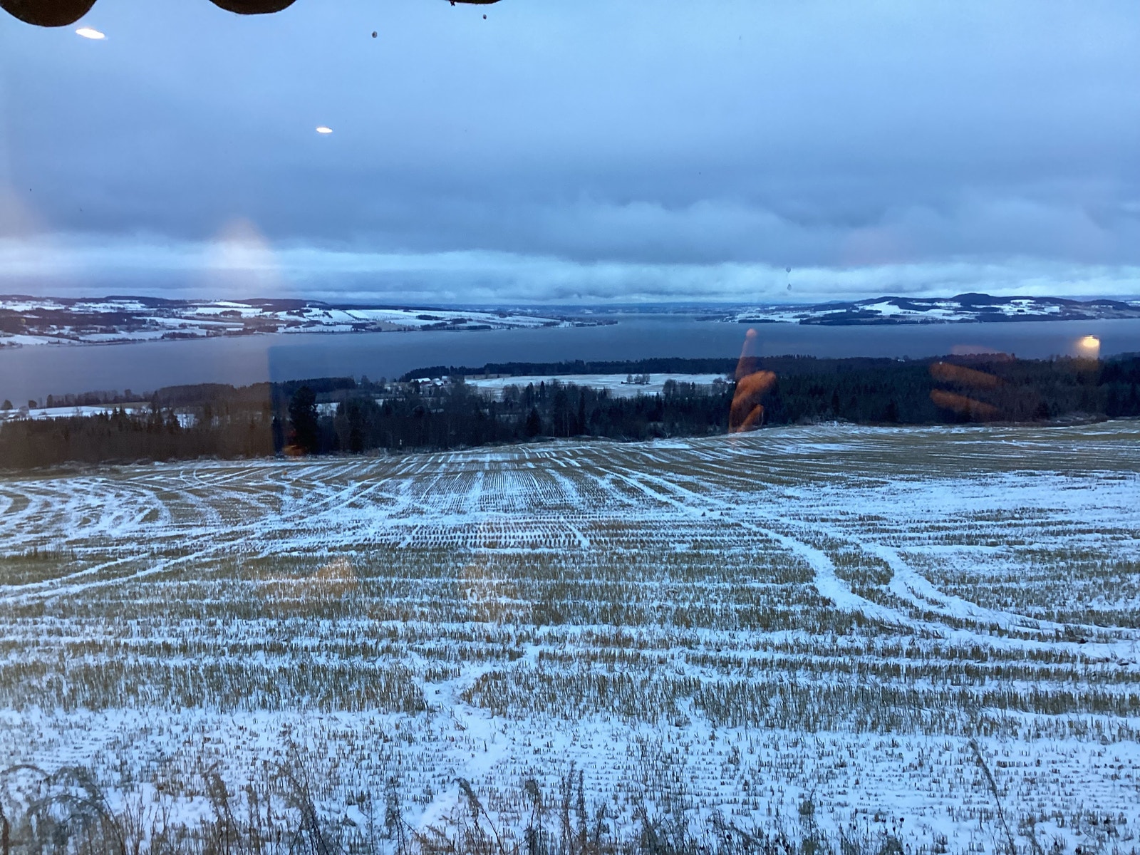 Fantastisk utsikt mot Hamar/Helgøya Galleribilde