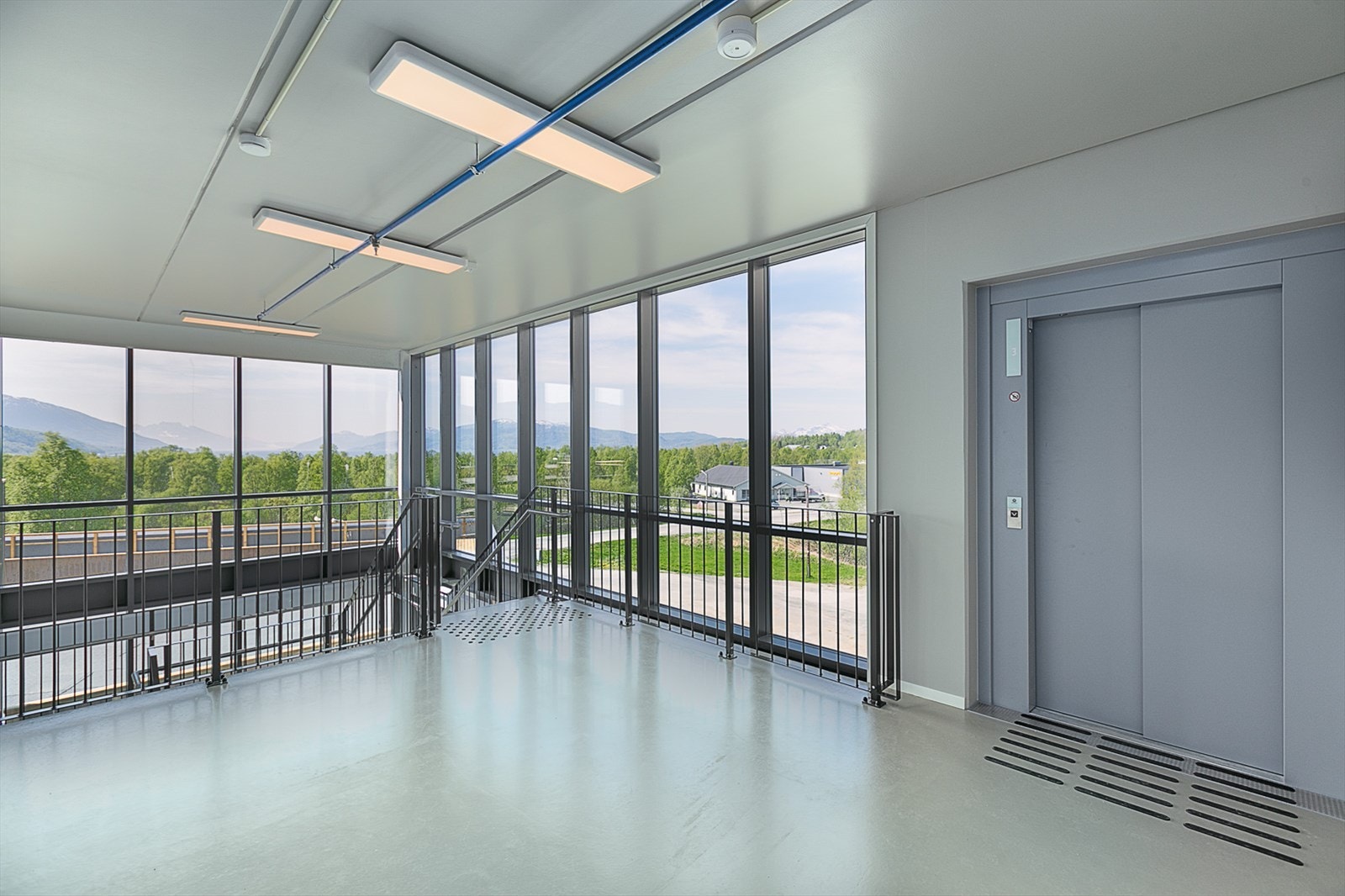 Fellesareal. Galleribilde