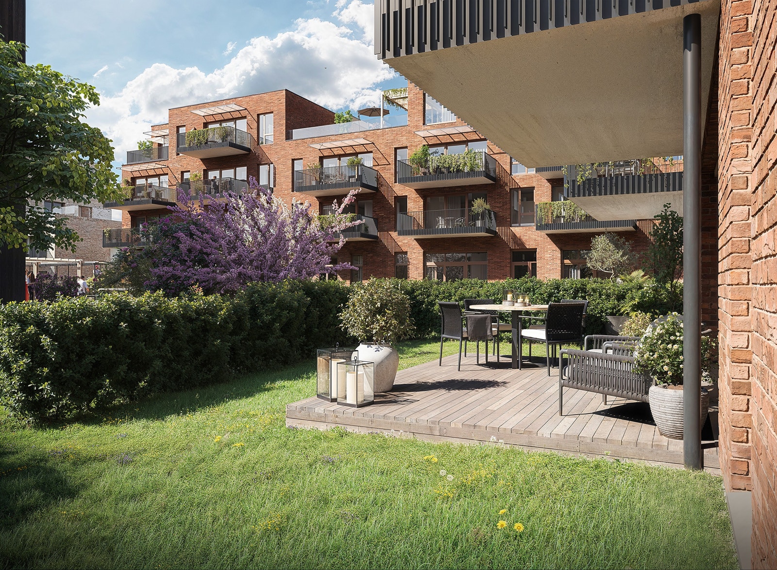 De 43 leilighetene fordeler seg på tre lave bygg som omkranser et stort, bilfritt tun med felles p-kjeller under bakken Galleribilde