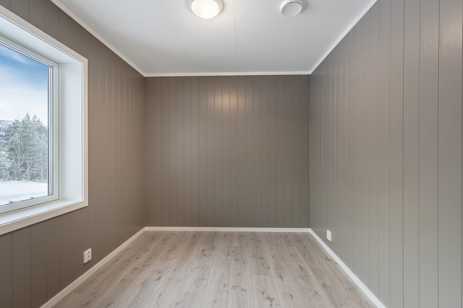 Soverom 4/tv-stue ligger vegg i vegg med stuen og har mange bruksområder. Galleribilde