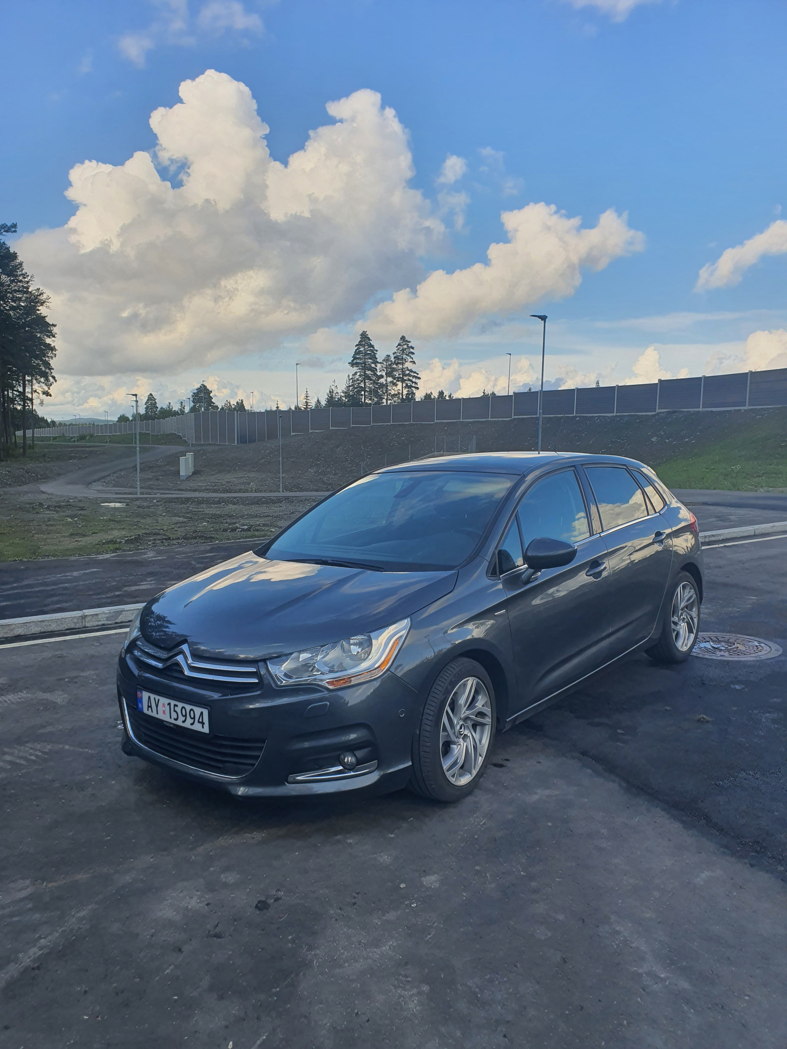 Citroen C4 1.6 Hdi, EU til 02.2027, ny regreim, Panorama, Automat 2
