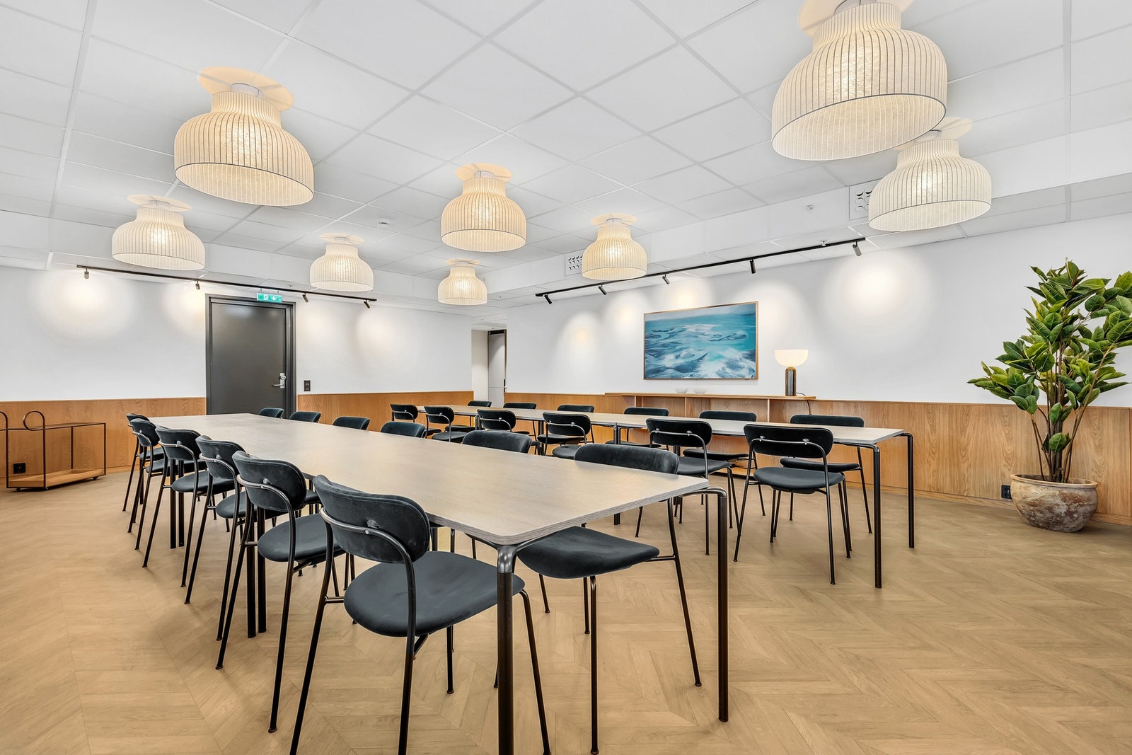 SELSKAPSLOKALE Galleribilde