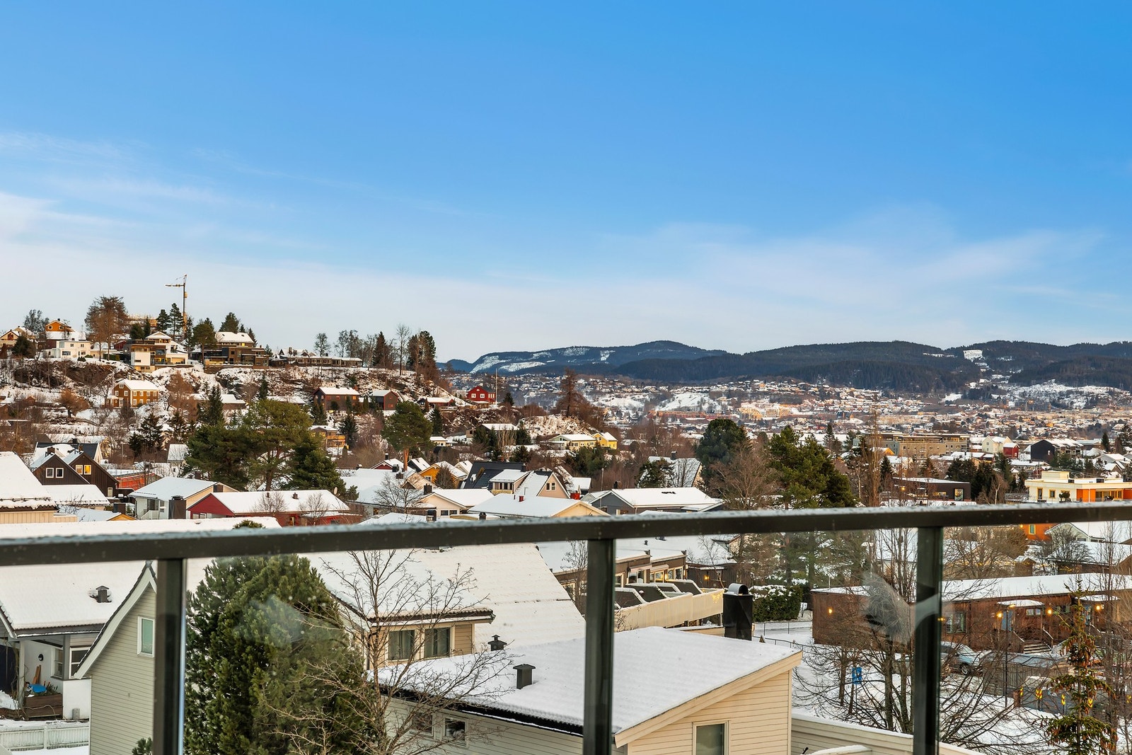 TAKTERRASSE | Utsikt fra takterrassen Galleribilde
