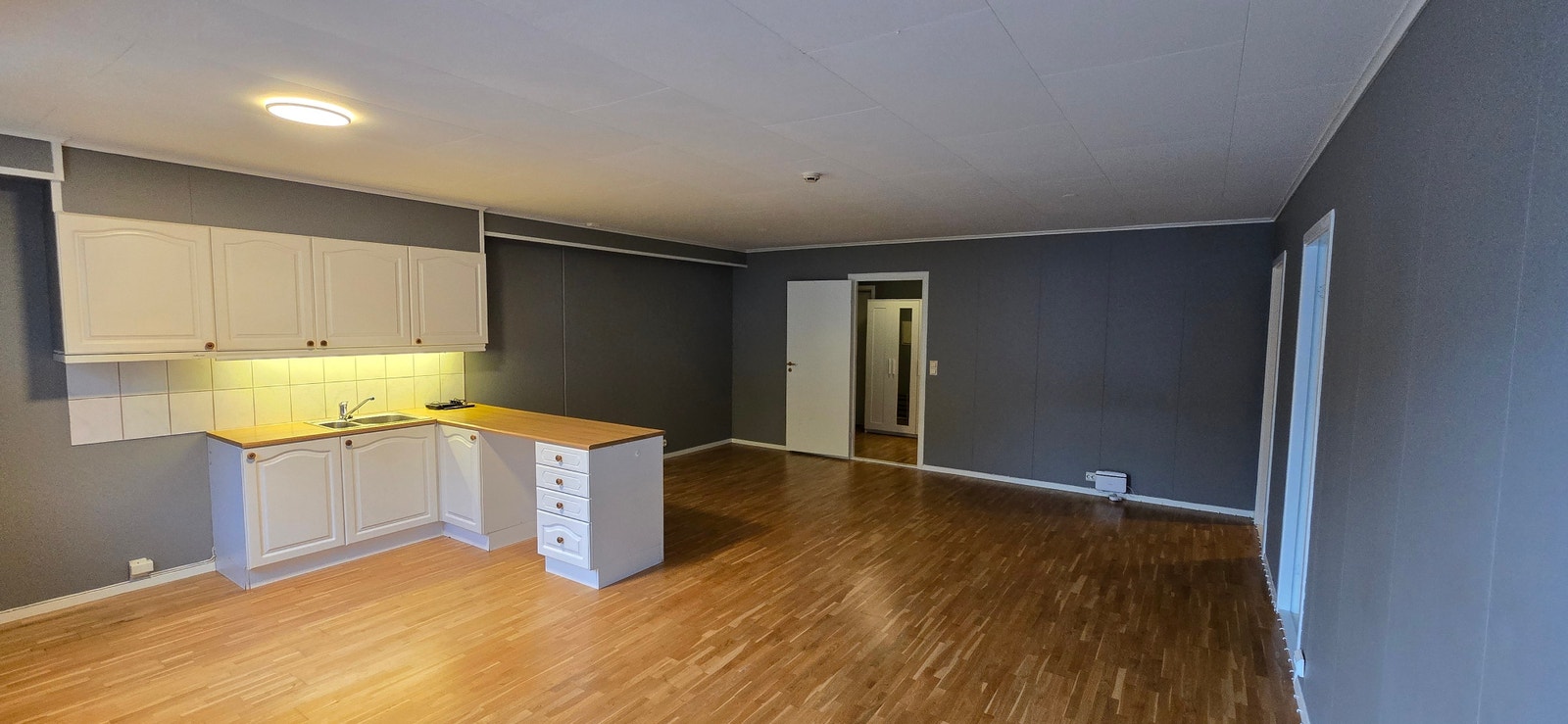 Stue/kjøkken Galleribilde