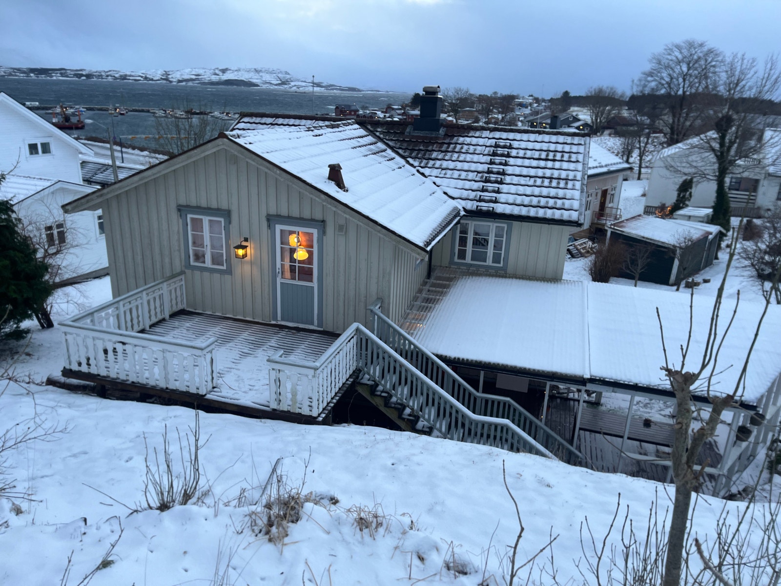 Her er det fint å drikke sommermorgen-kaffen. Galleribilde