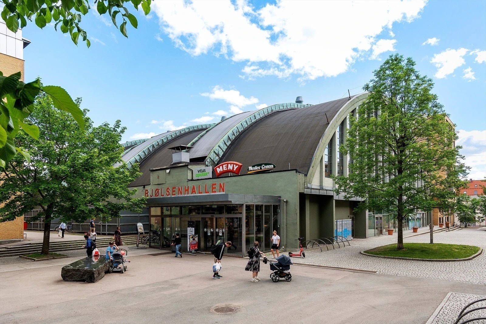 Flere butikker i nærheten Galleribilde