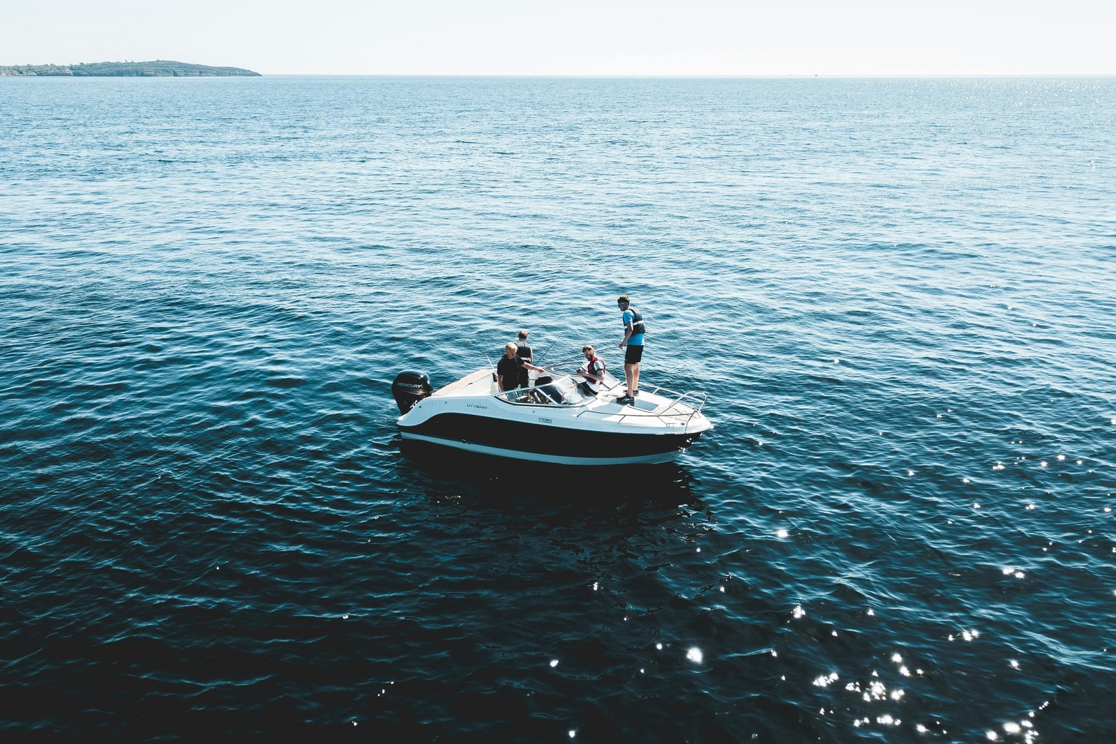 Fra båtanlegget kjører du inn til Kragerø sentrum på rundt 10 minutter Galleribilde