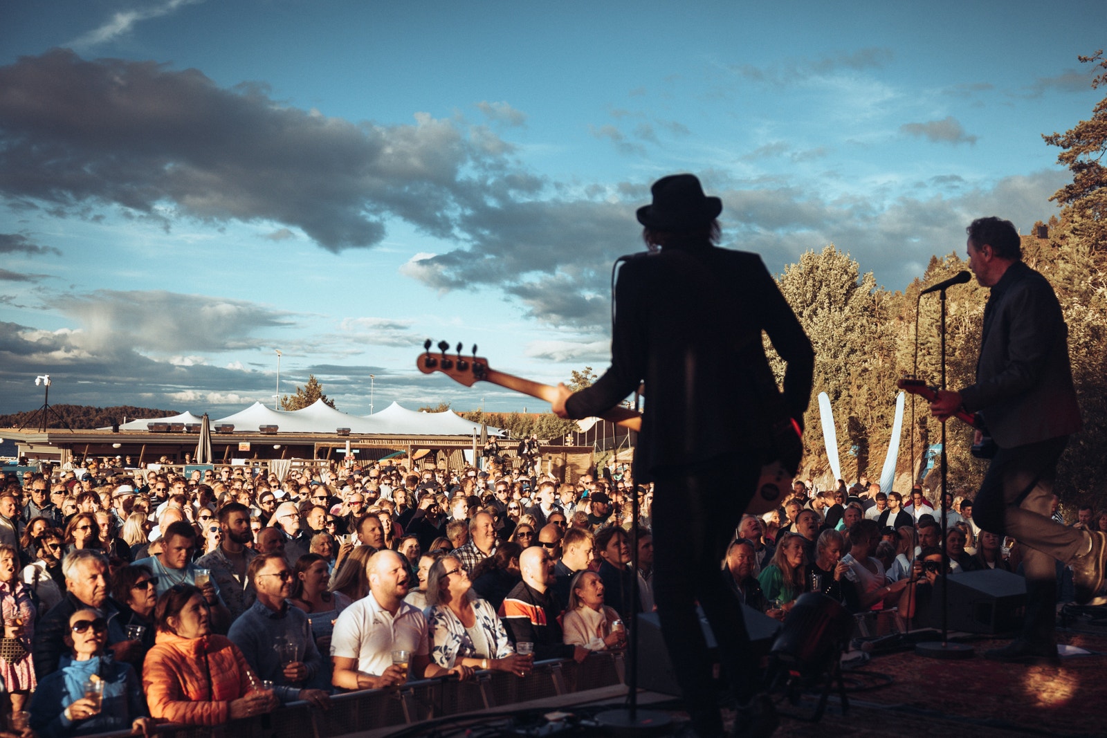 Allerede til våren 2025 har du muligheten til å sikre deg en hytte på vannet i Norges mest spektakulære fritidsboligprosjekt. Galleribilde