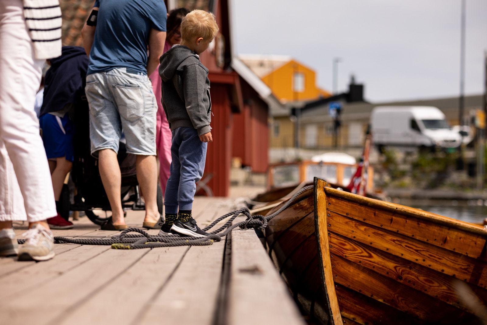 Tollboden i Kragerø forbindes med sommer, sol, båtliv og nydelig mat ved bryggekanten - ekte sørlandsidyll. Galleribilde