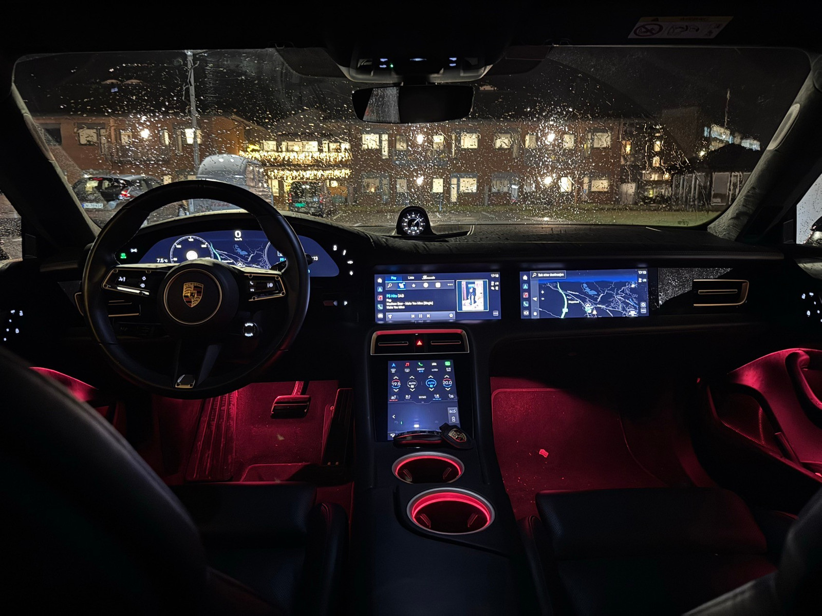 Porsche Taycan Sport Turismo GTS 2